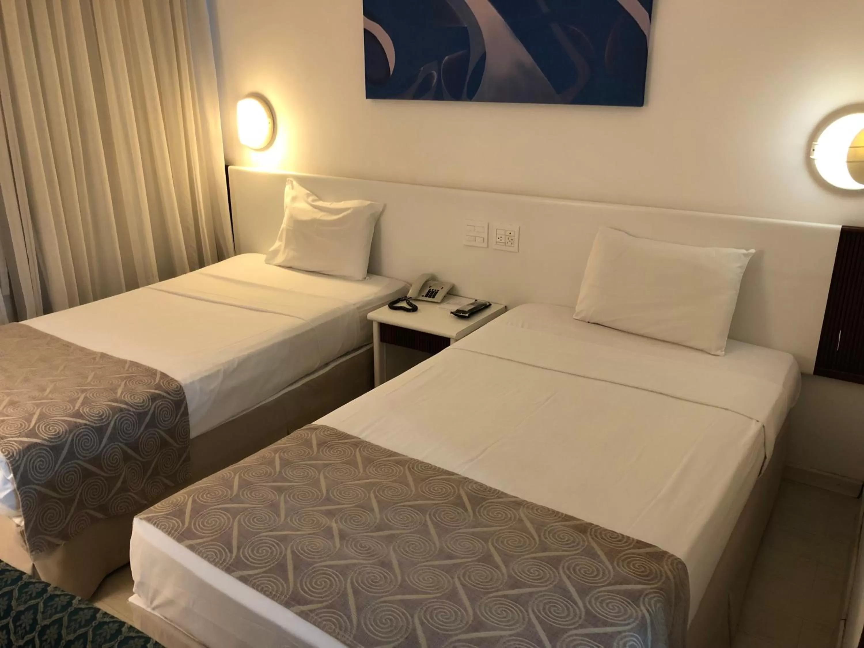 Bed in Boulevard Plaza