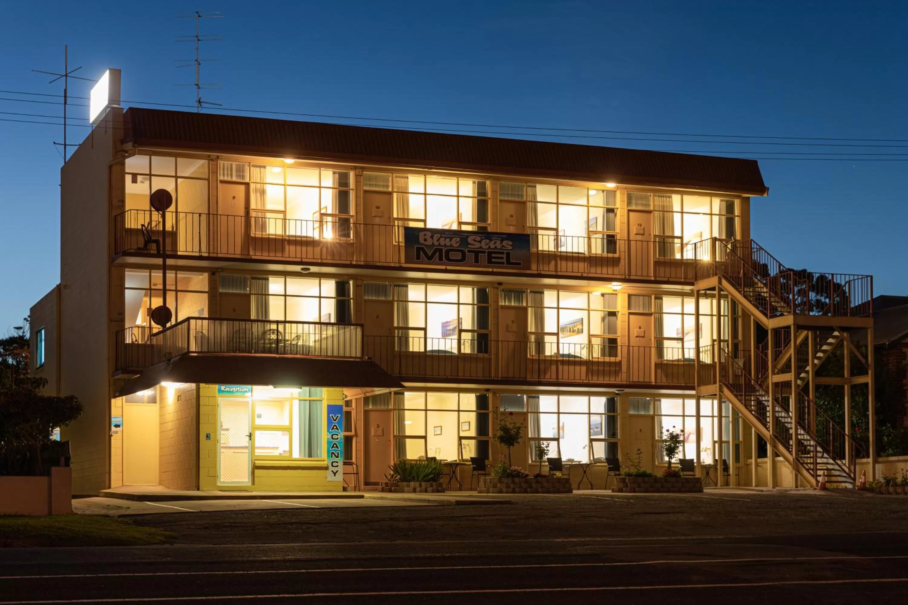 Property building in Blue Seas Motel