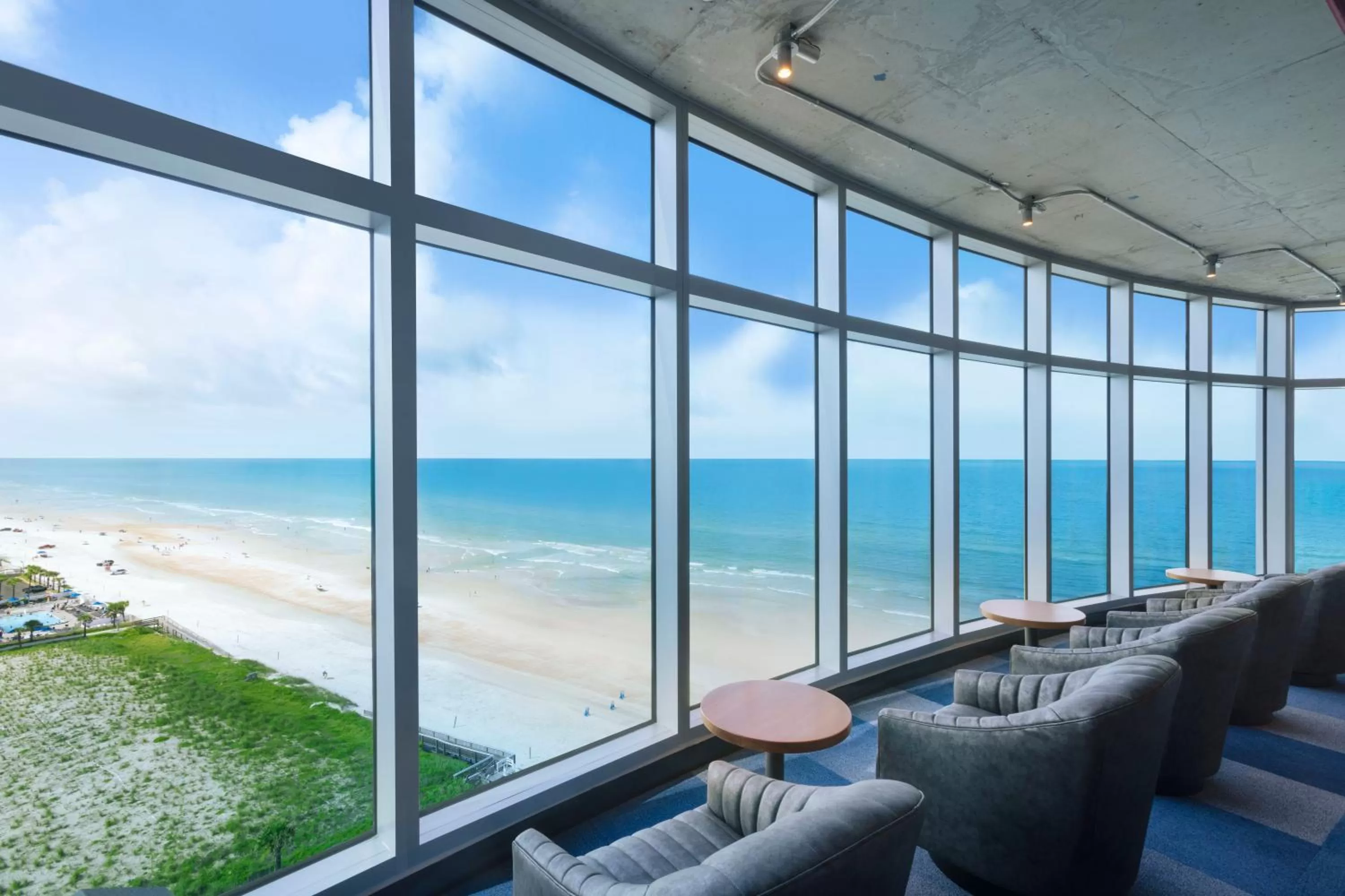 Beach in Max Beach Resort