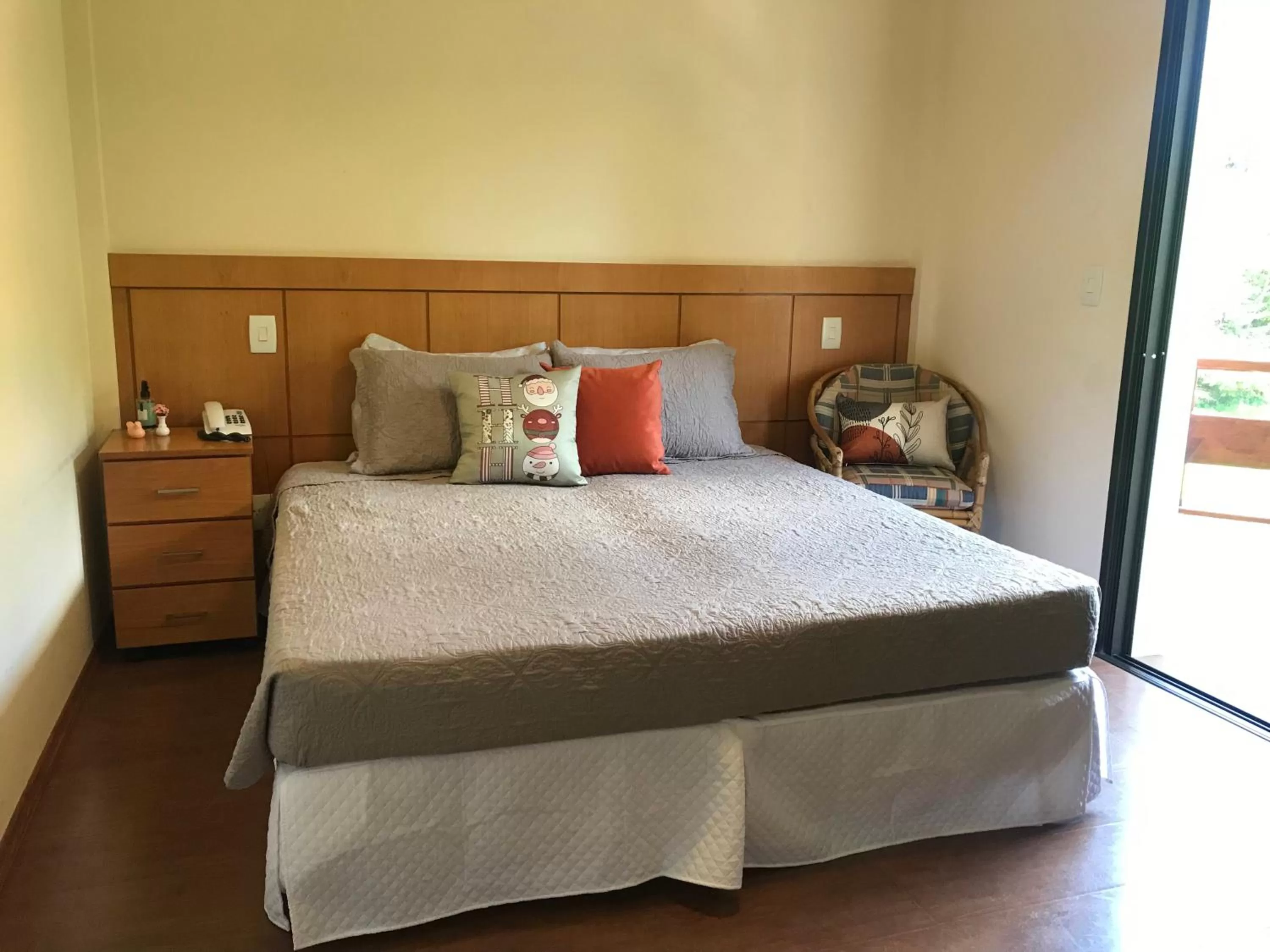 Bedroom, Bed in Condomínio Flat Piemonte