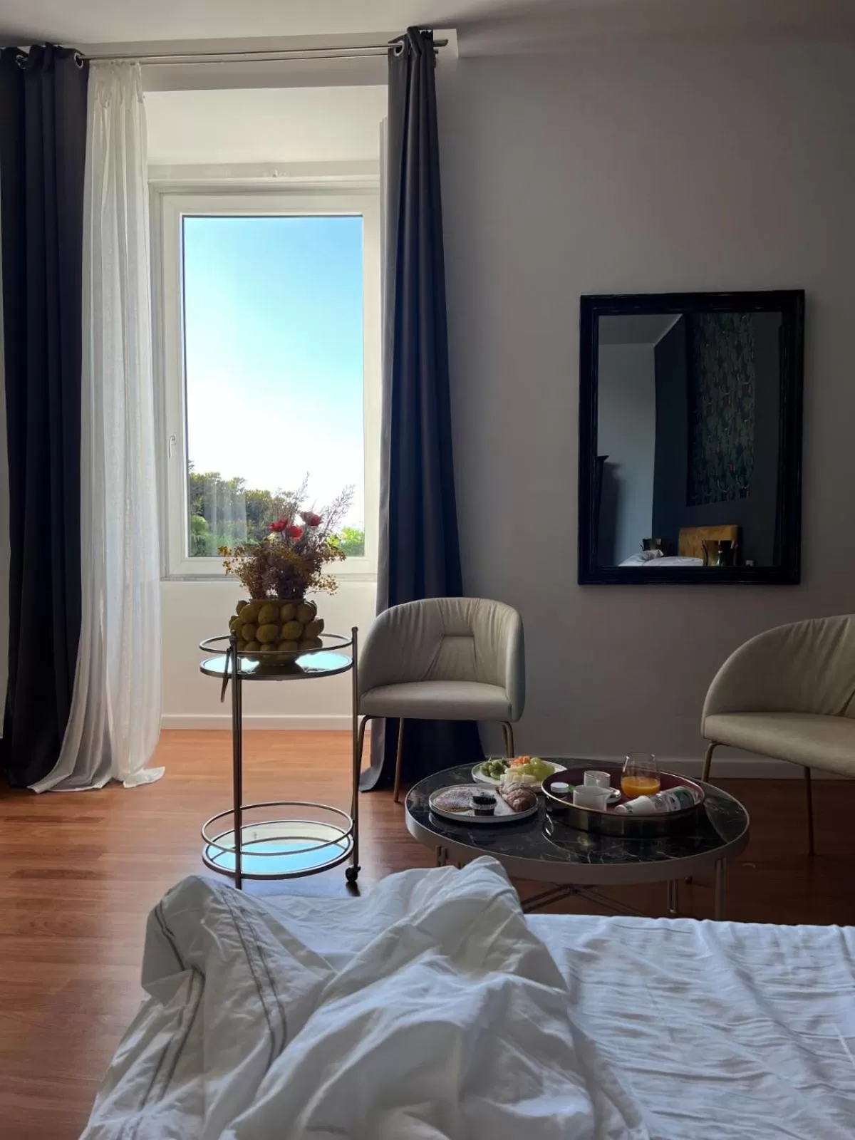 Bedroom in MareLuna Rooms