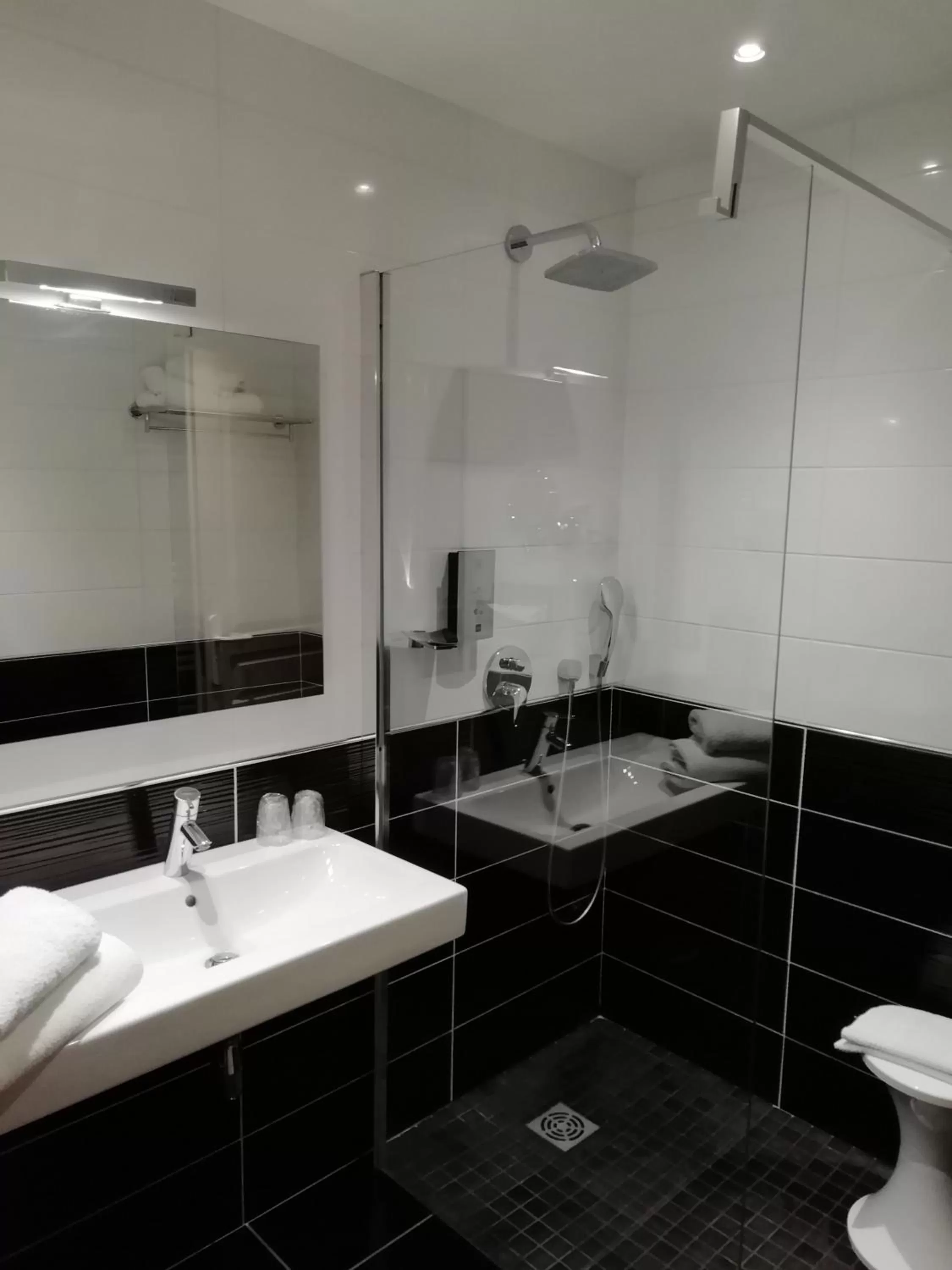 Bathroom in Hotel Blanc