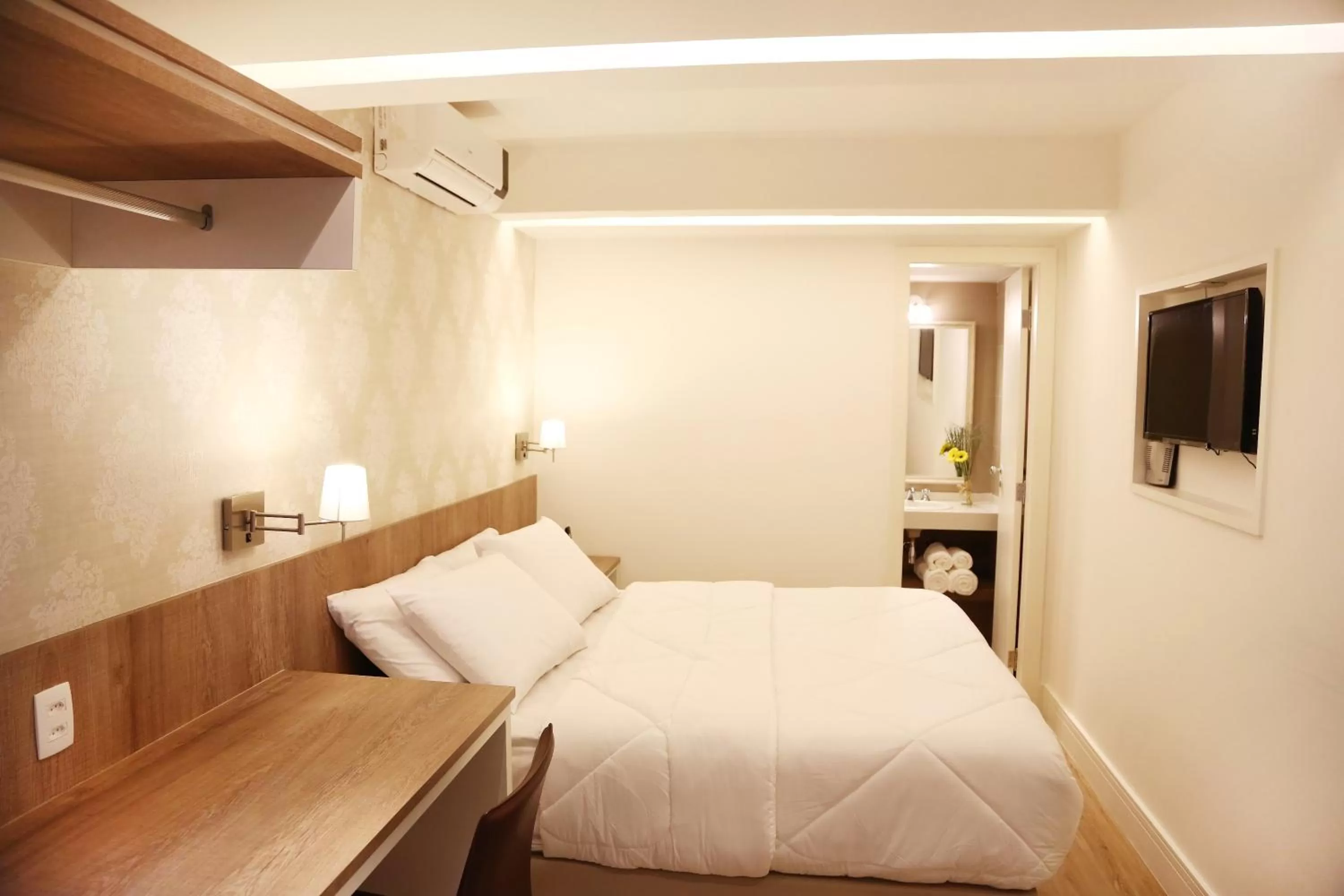 Bedroom, Bed in Sant' Martre