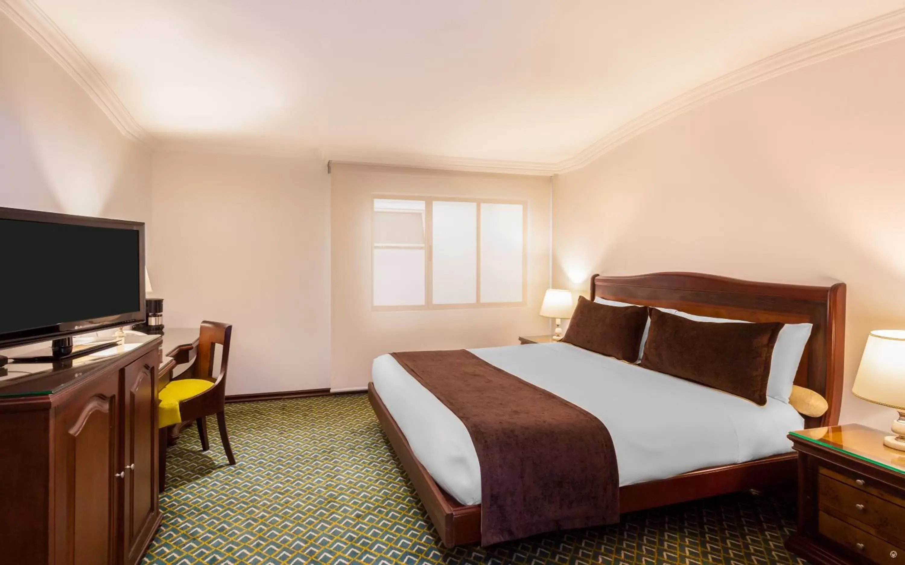 Single Room in Hotel Embassy Park Single Room in Hotel Embassy Park