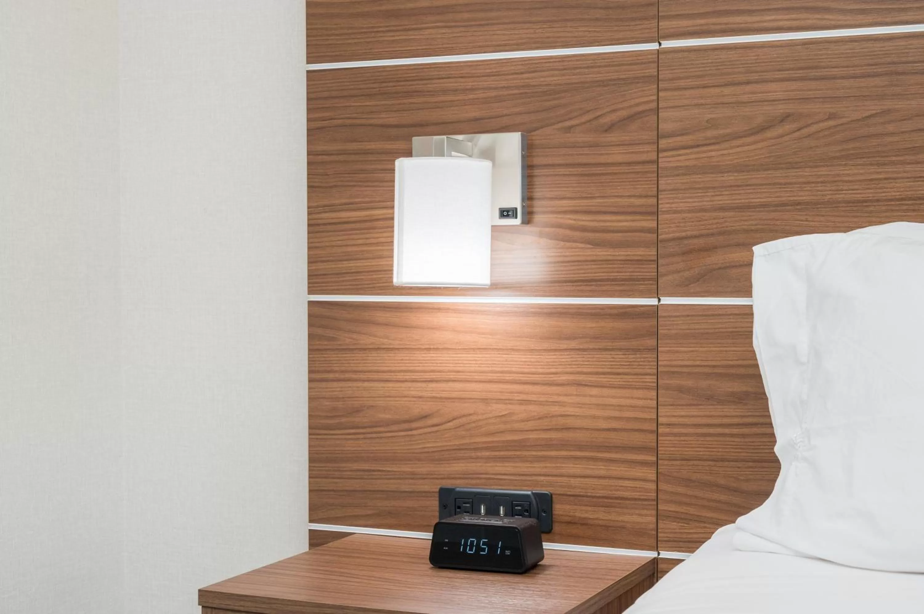 Bedroom, Bed in Holiday Inn Express Grover Beach-Pismo Beach Area by IHG