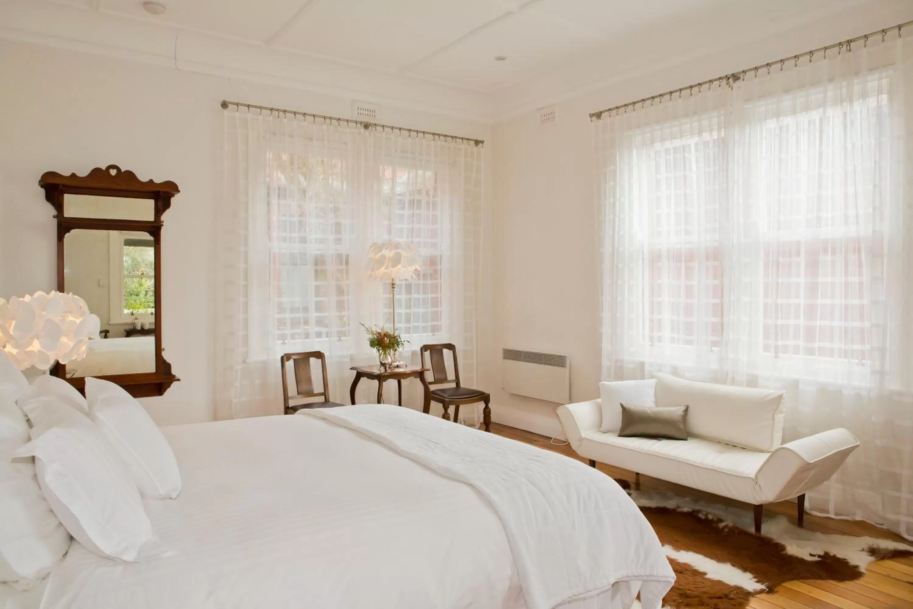 Photo of the whole room, Bed in Mollisons