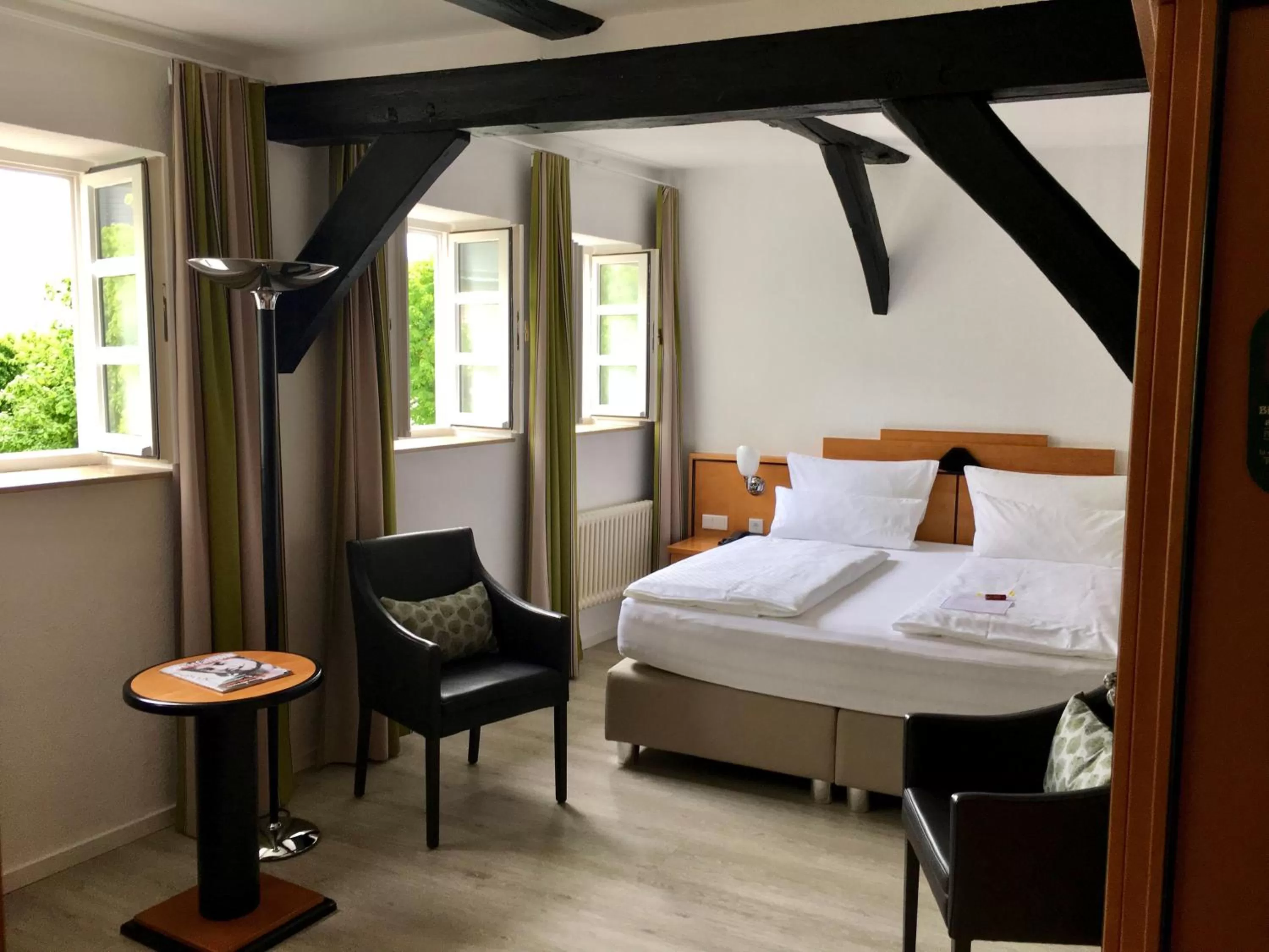 Photo of the whole room, Bed in Alt Warburg