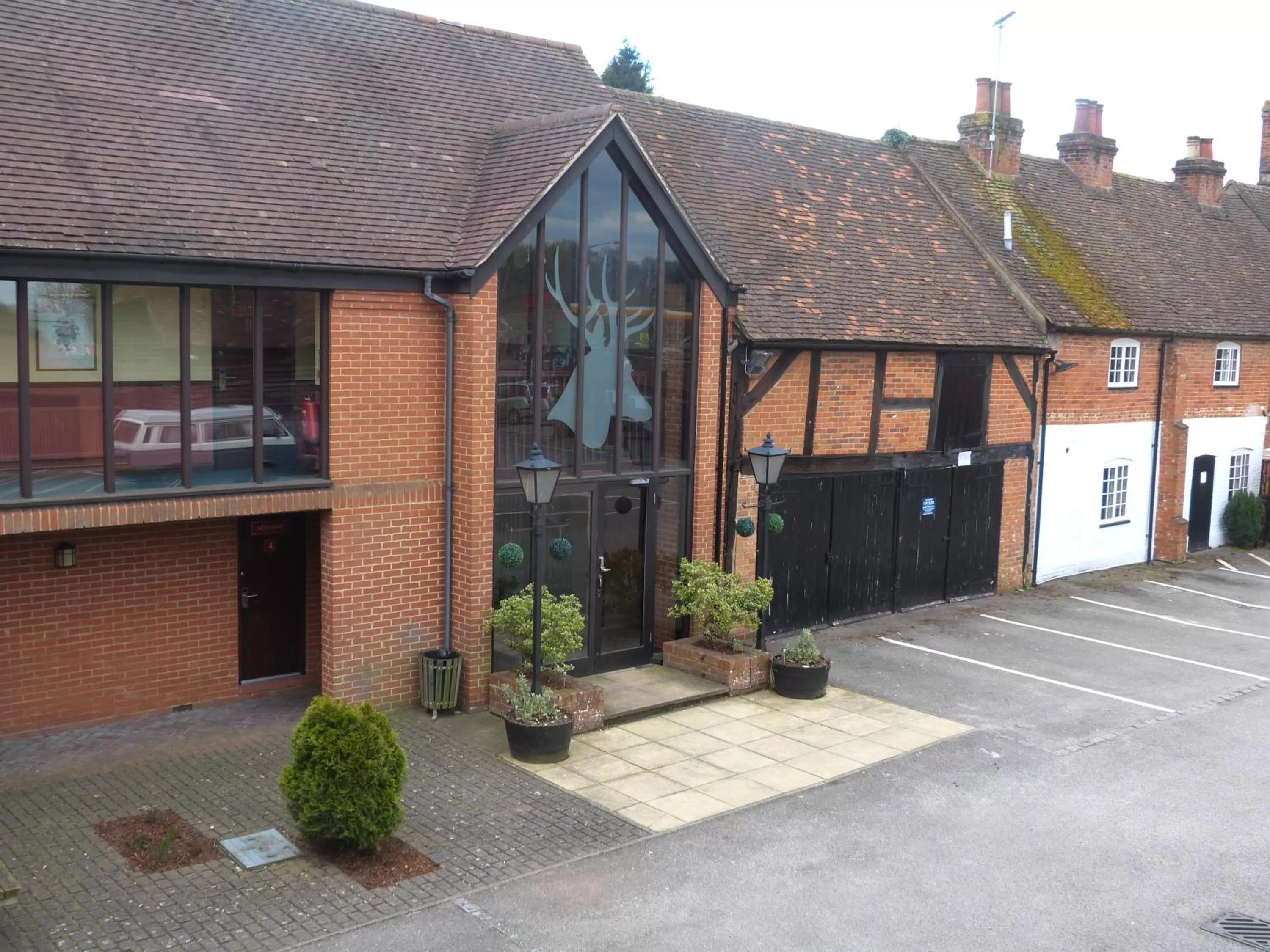 Nearby landmark, Property Building in The White Hart by Innkeeper's Collection