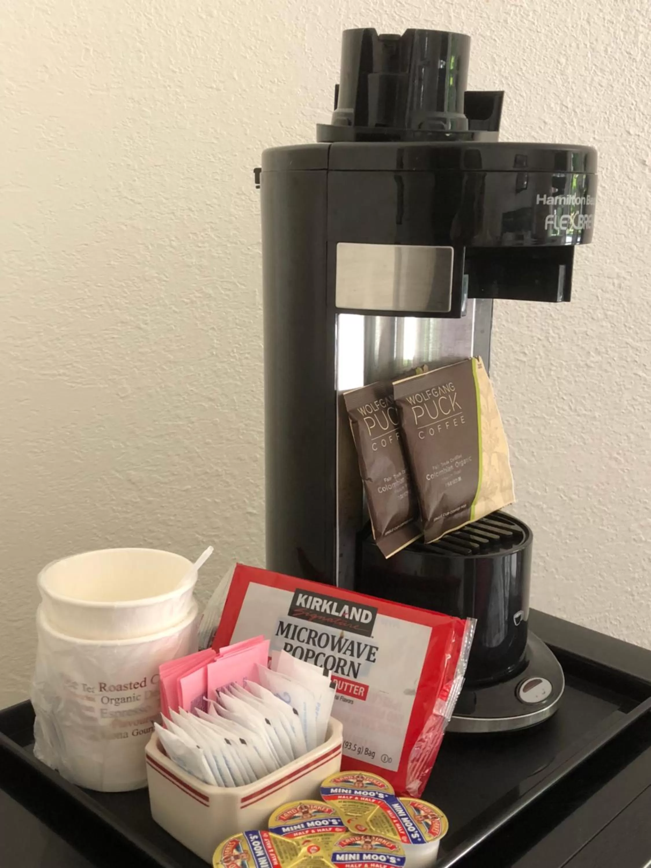 Food and drinks in Cardinal Inn