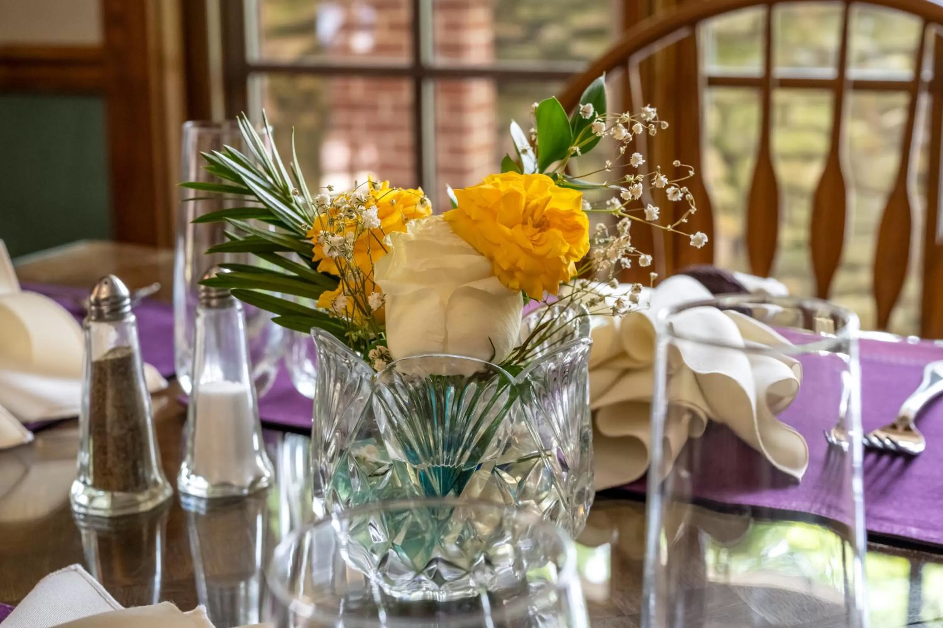 Dining area in Angel at Rose Hall