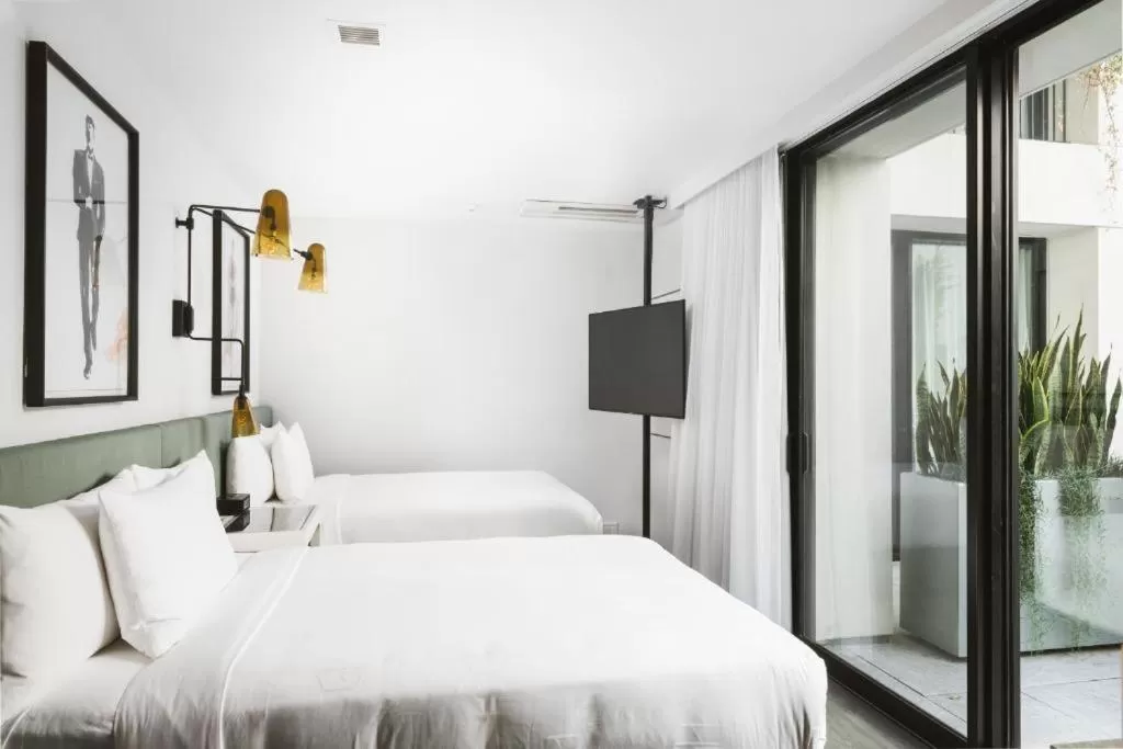 Bedroom, Bed in The Godfrey Hotel Hollywood