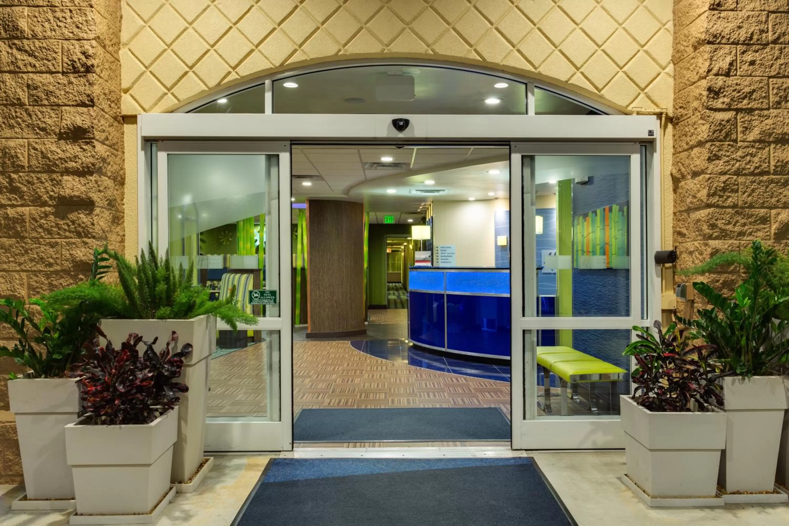 Property building in Holiday Inn Express & Suites Plant City by IHG