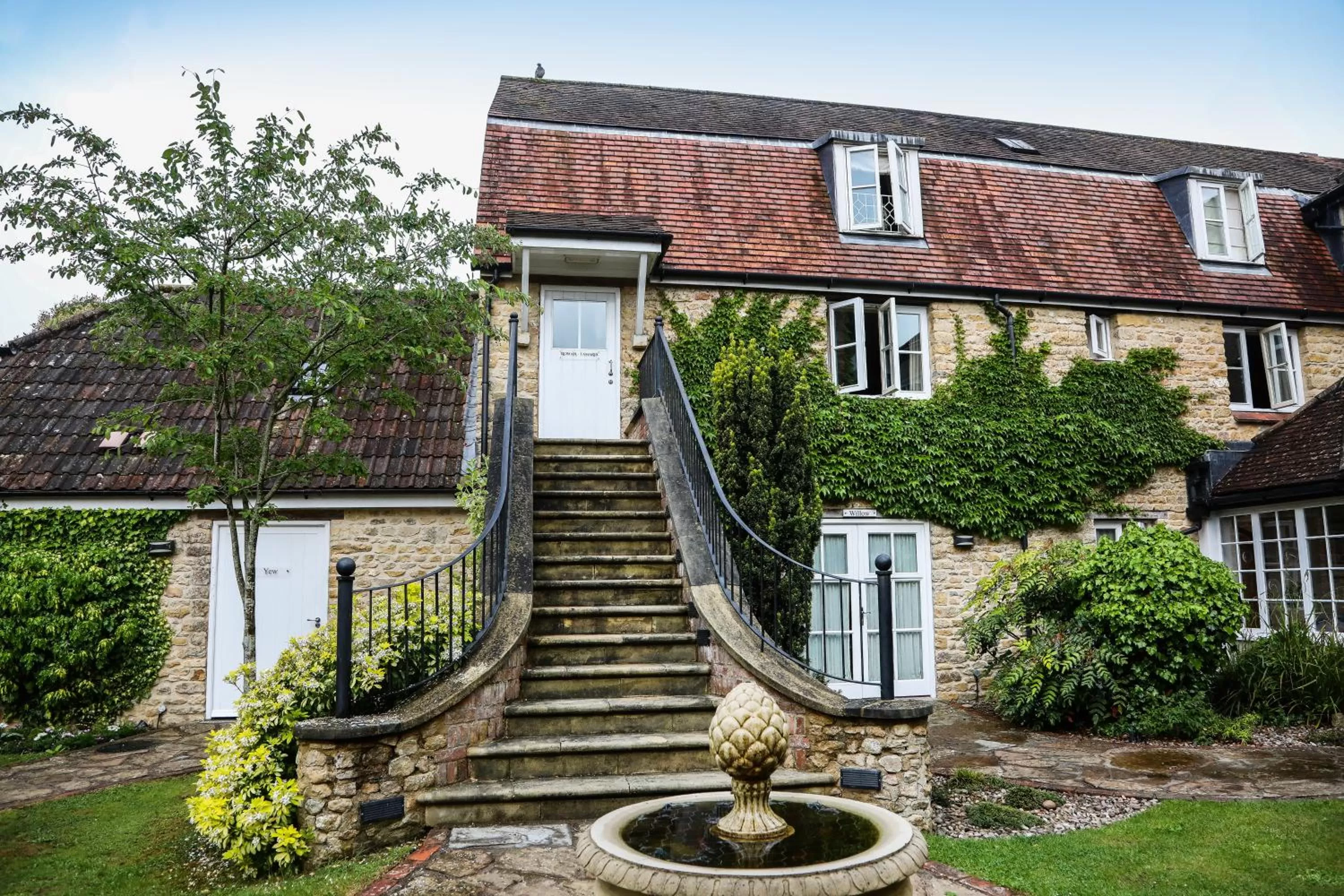 Property building in The Eastbury & Spa