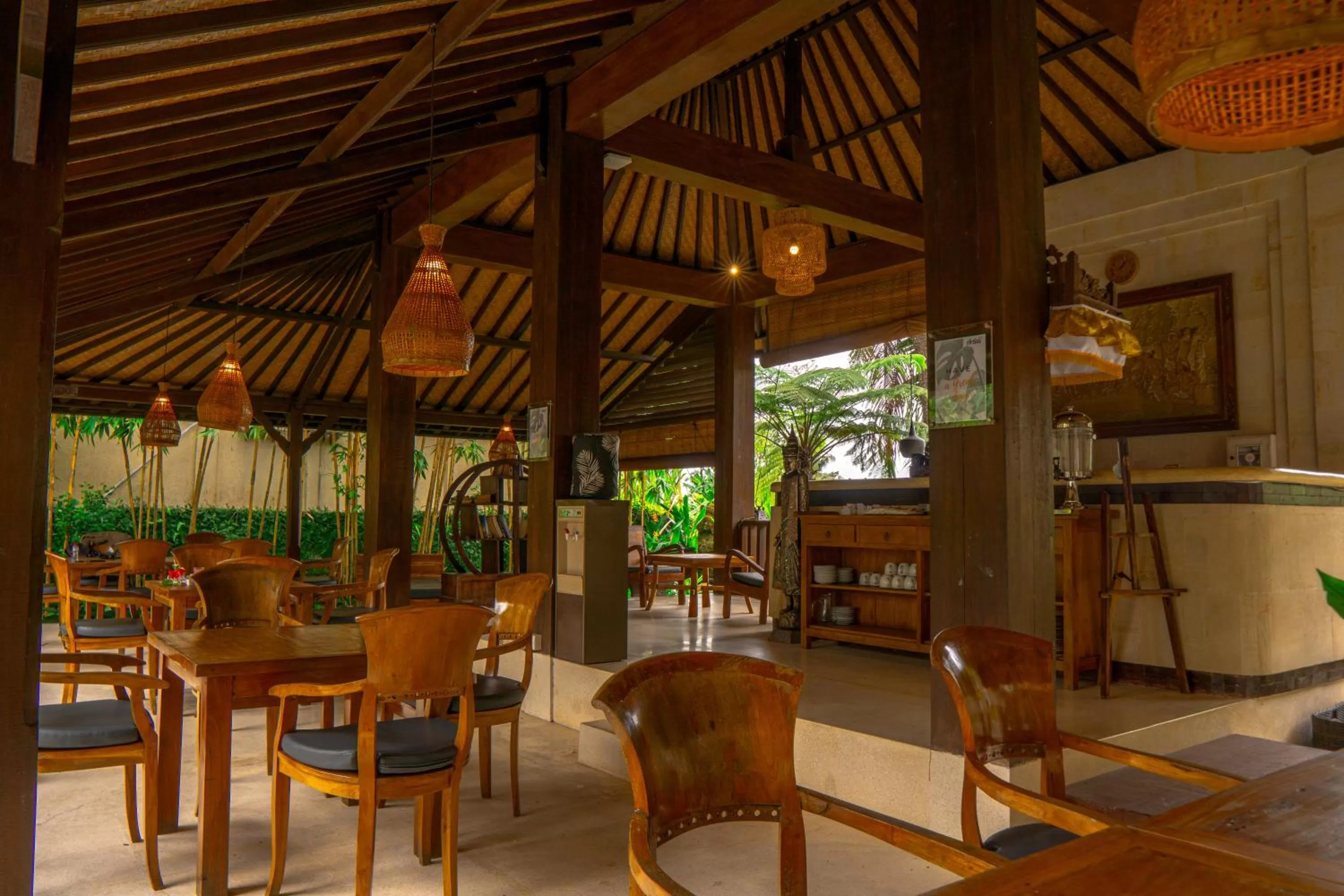 Dining area in Artini Bisma Ubud Hotel