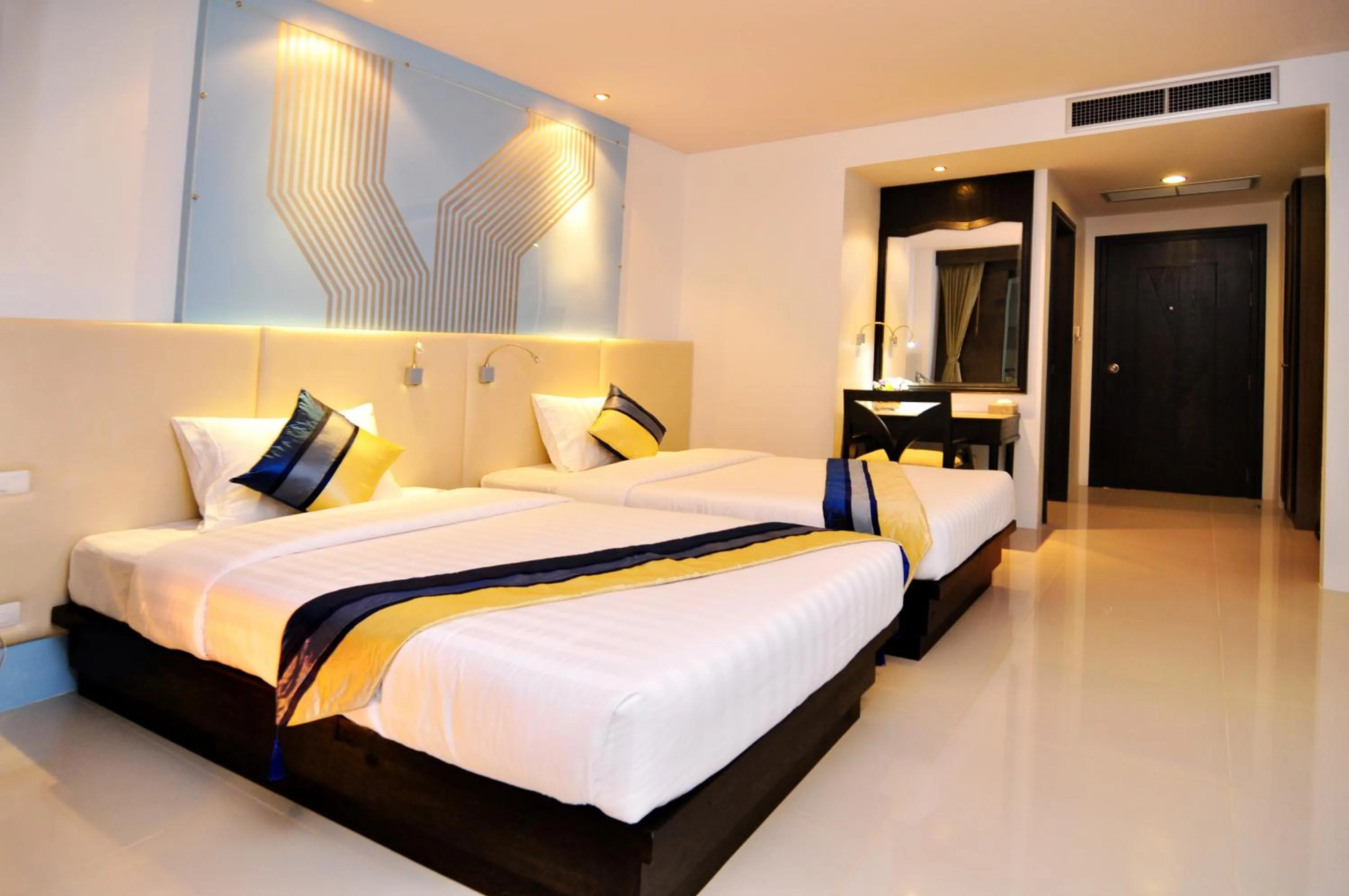 Spring, Bed in The BluEco Hotel SHA Plus