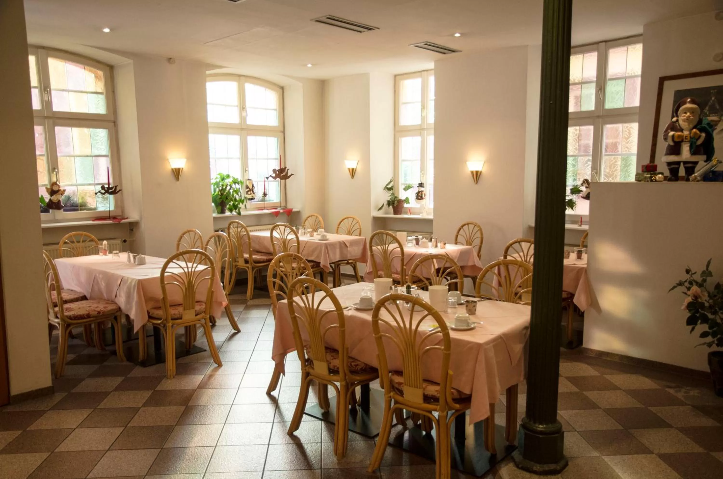 Restaurant/places to eat in Hotel am Rathaus