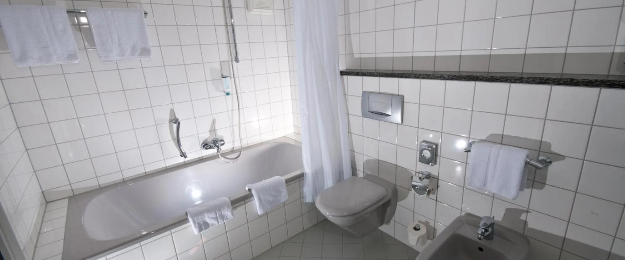 Bathroom in Hotel Ambiente Walldorf