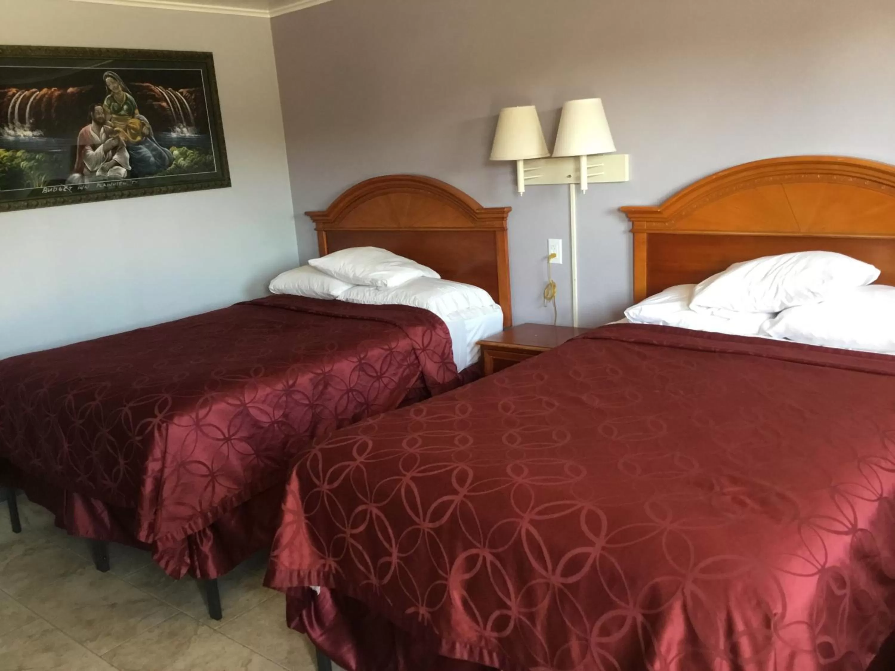 Bedroom, Bed in Budget Inn Plainview