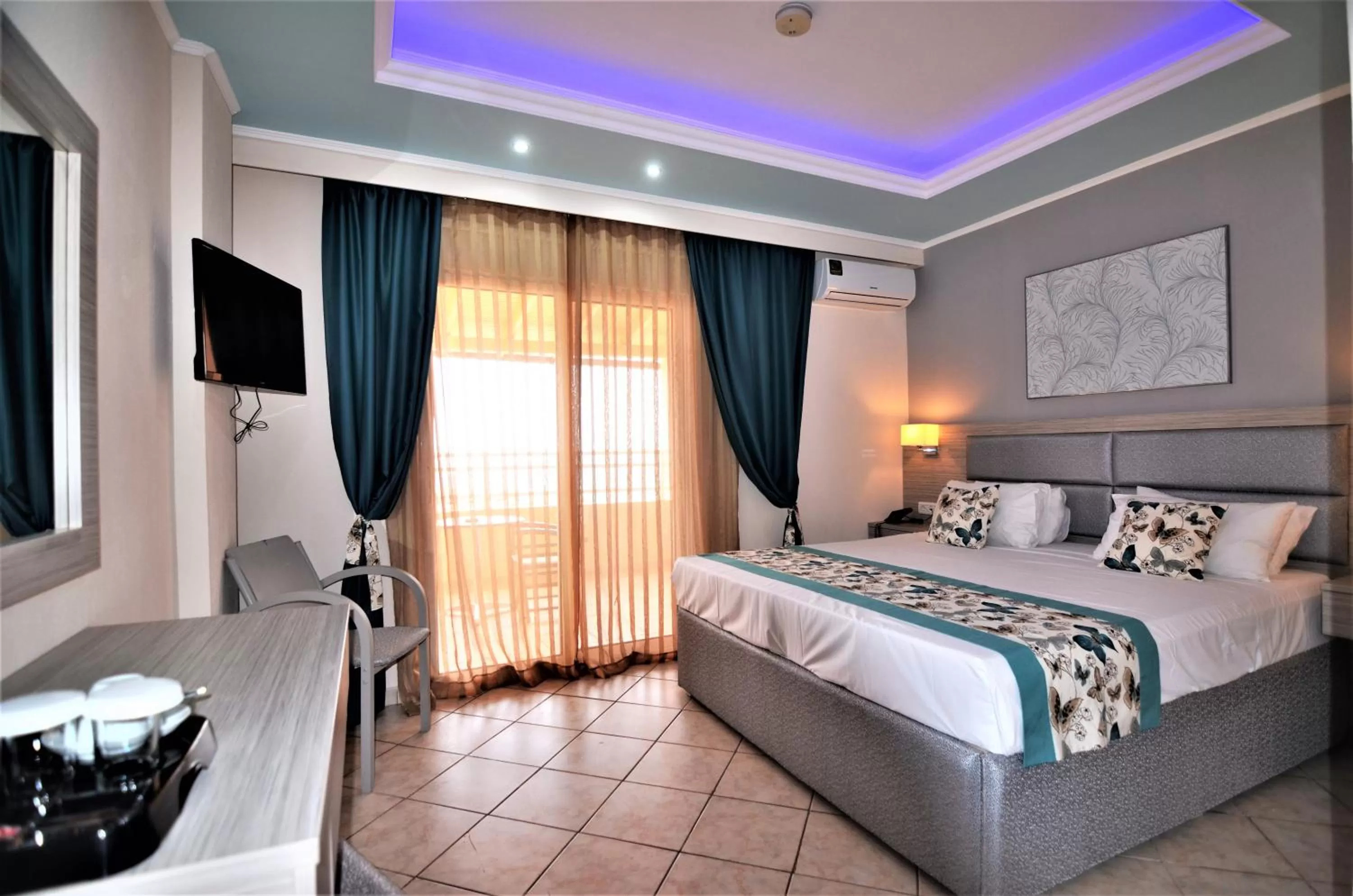 Photo of the whole room in Thassos Hotel Grand Beach