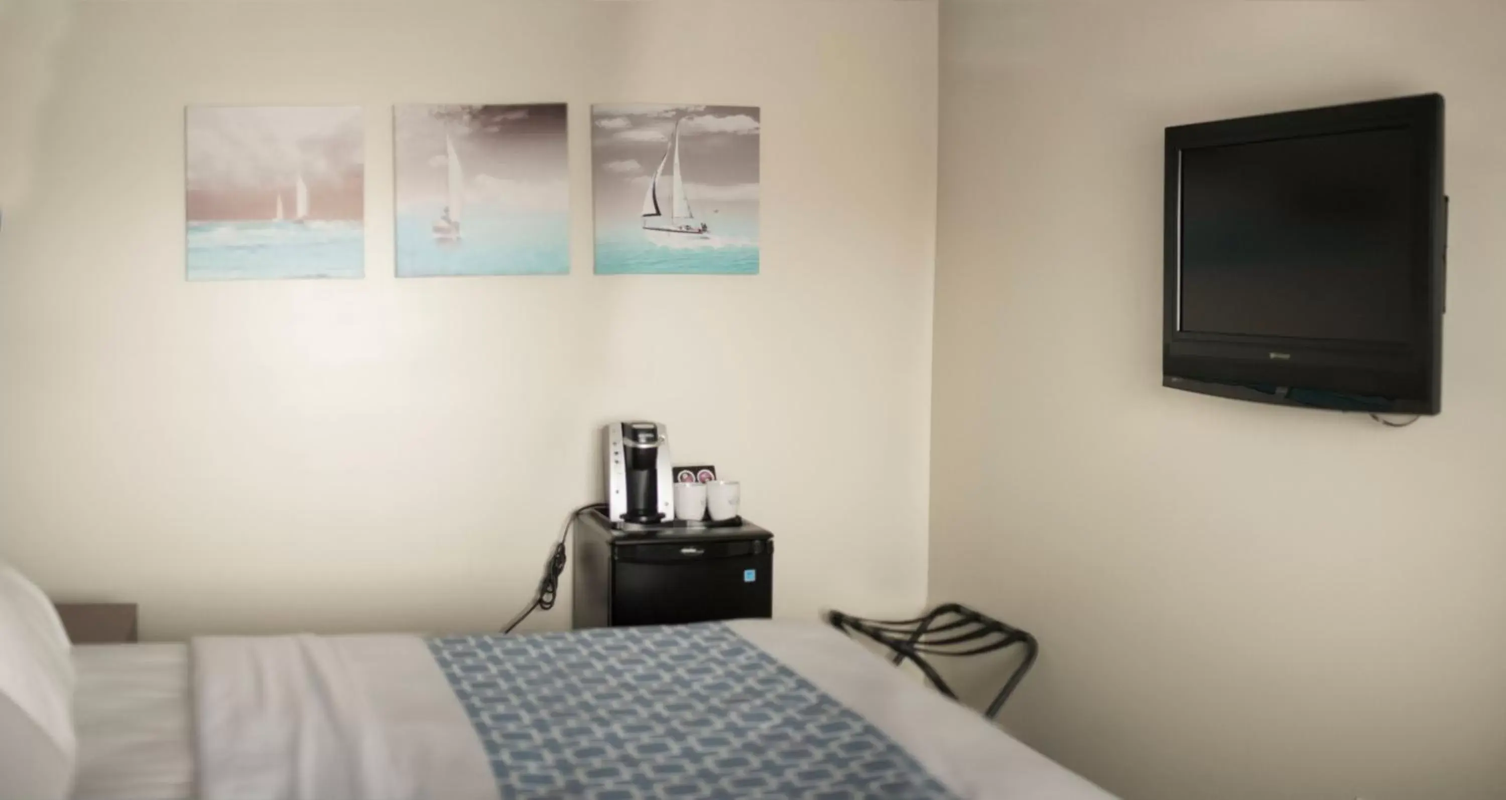 Queen Room with Sea View in Ledges By the Bay Queen Room with Sea View in Ledges By the Bay