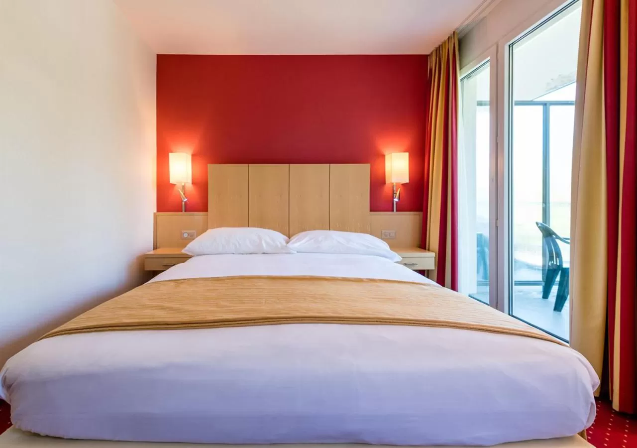Bed in Grand Hotel et Centre Thermal d'Yverdon-les-Bains