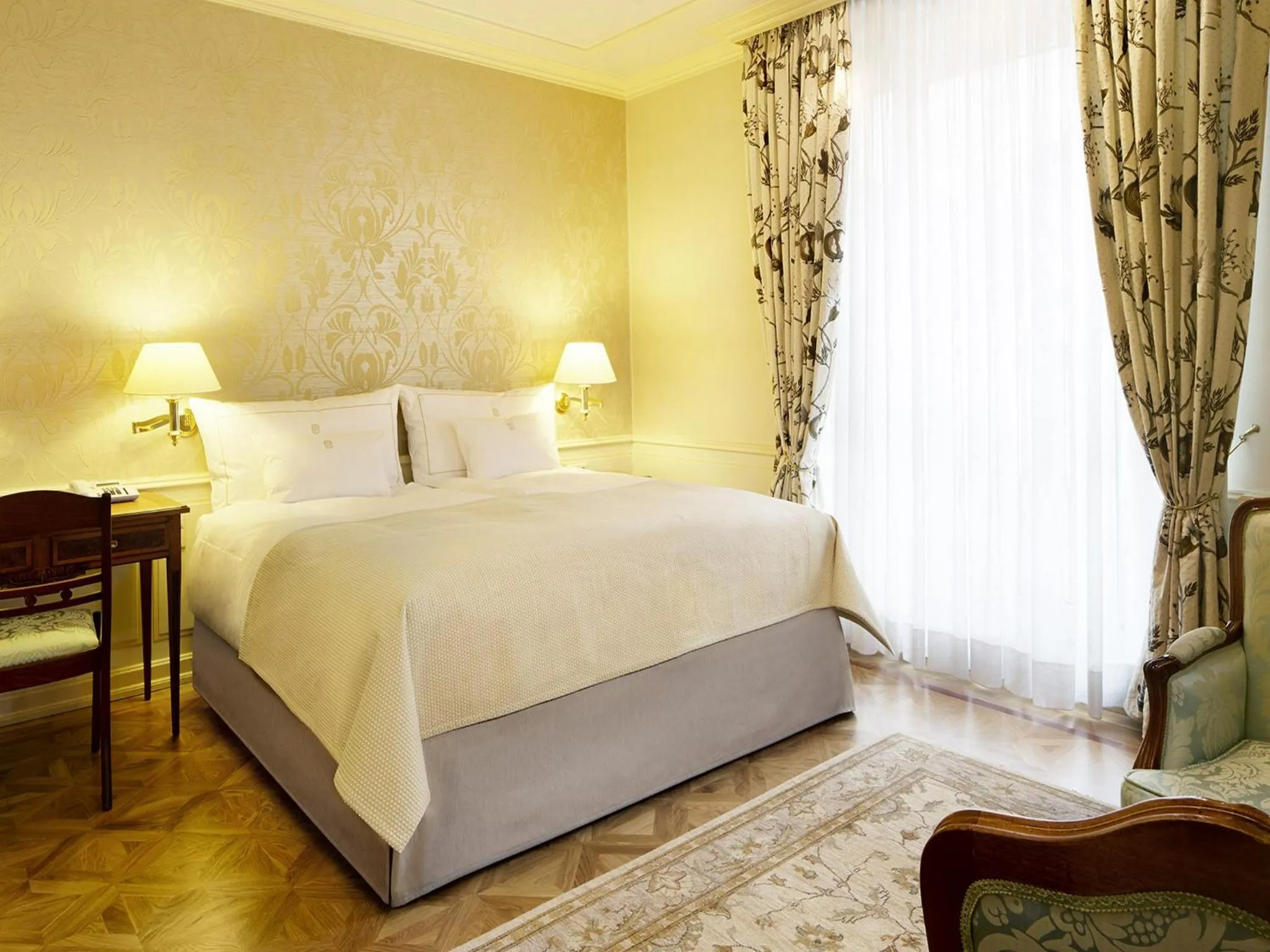 Double Room in Colombi Hotel