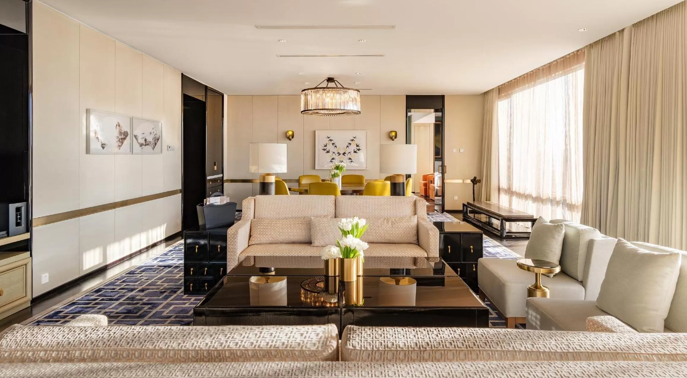 Living room in Waldorf Astoria Beijing
