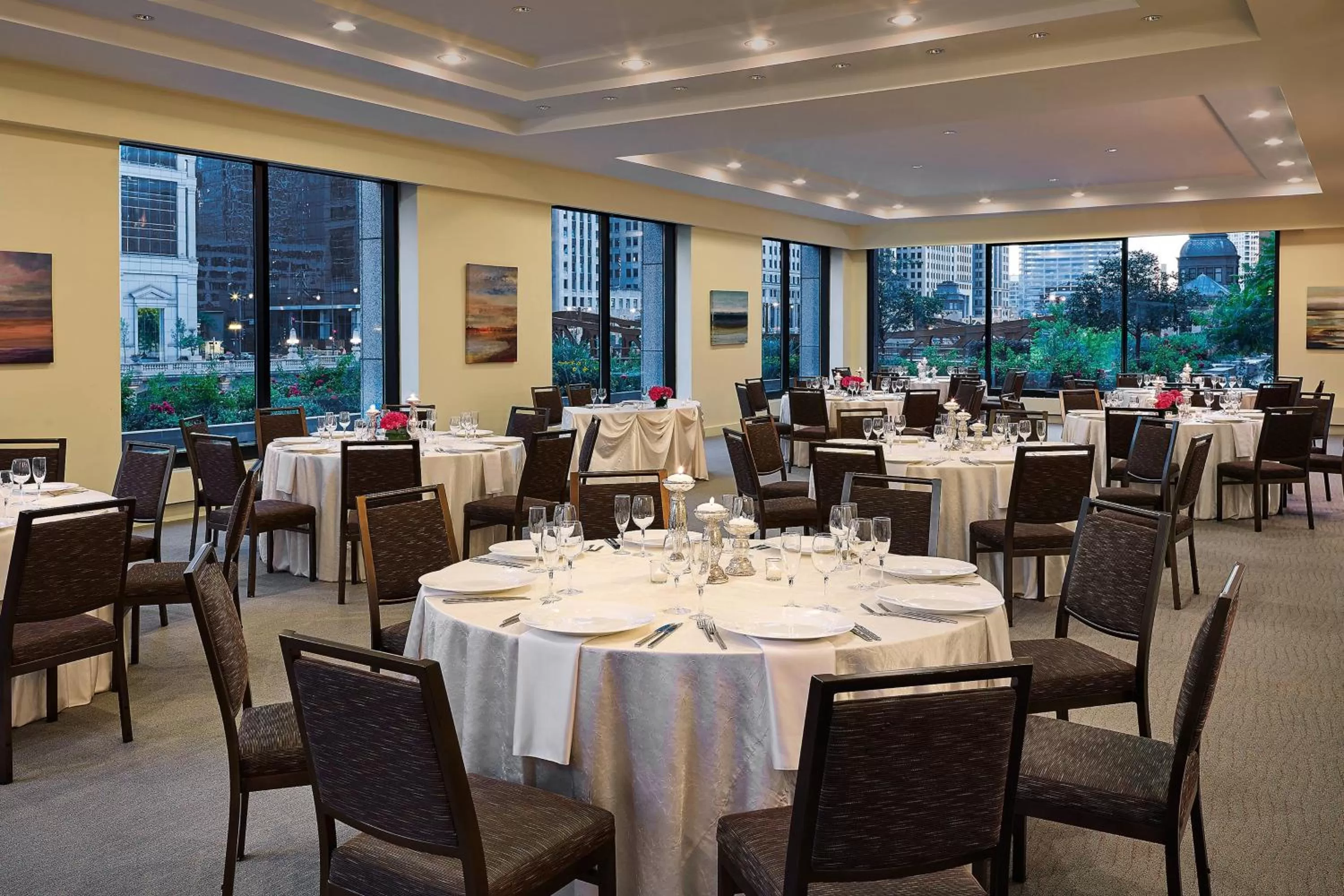 Meeting/conference room in The Westin Chicago River North