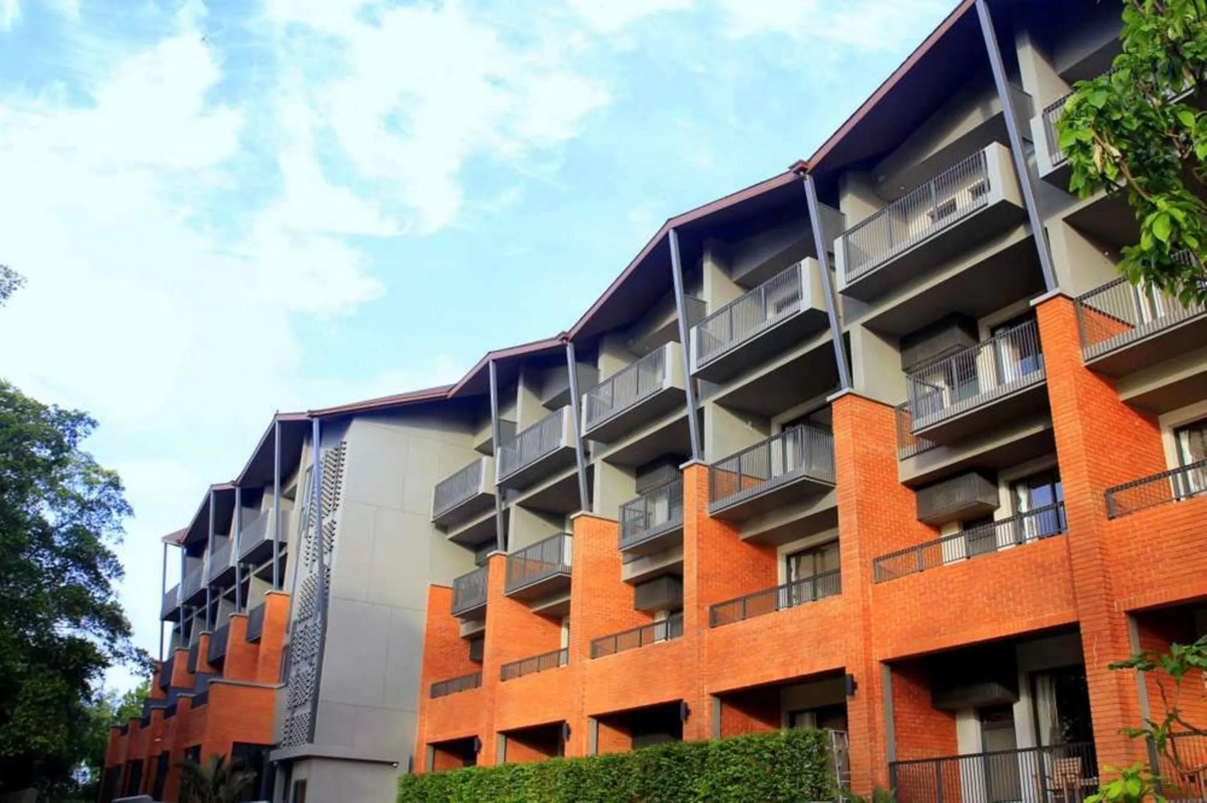 Nearby landmark in Rimnaam Klangchan Hotel - SHA Plus