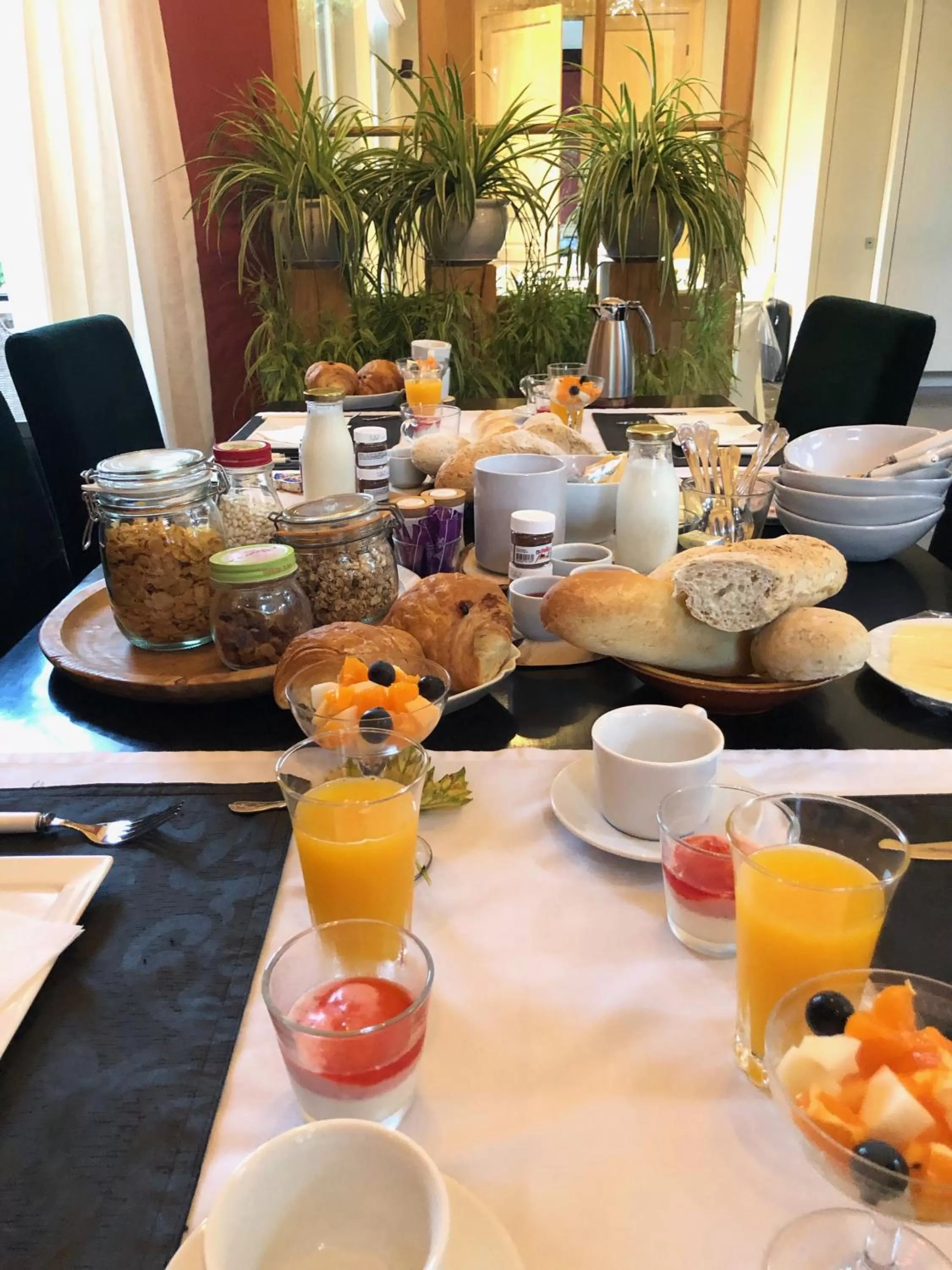 Restaurant/places to eat, Breakfast in Guesthouse Villa Vauban