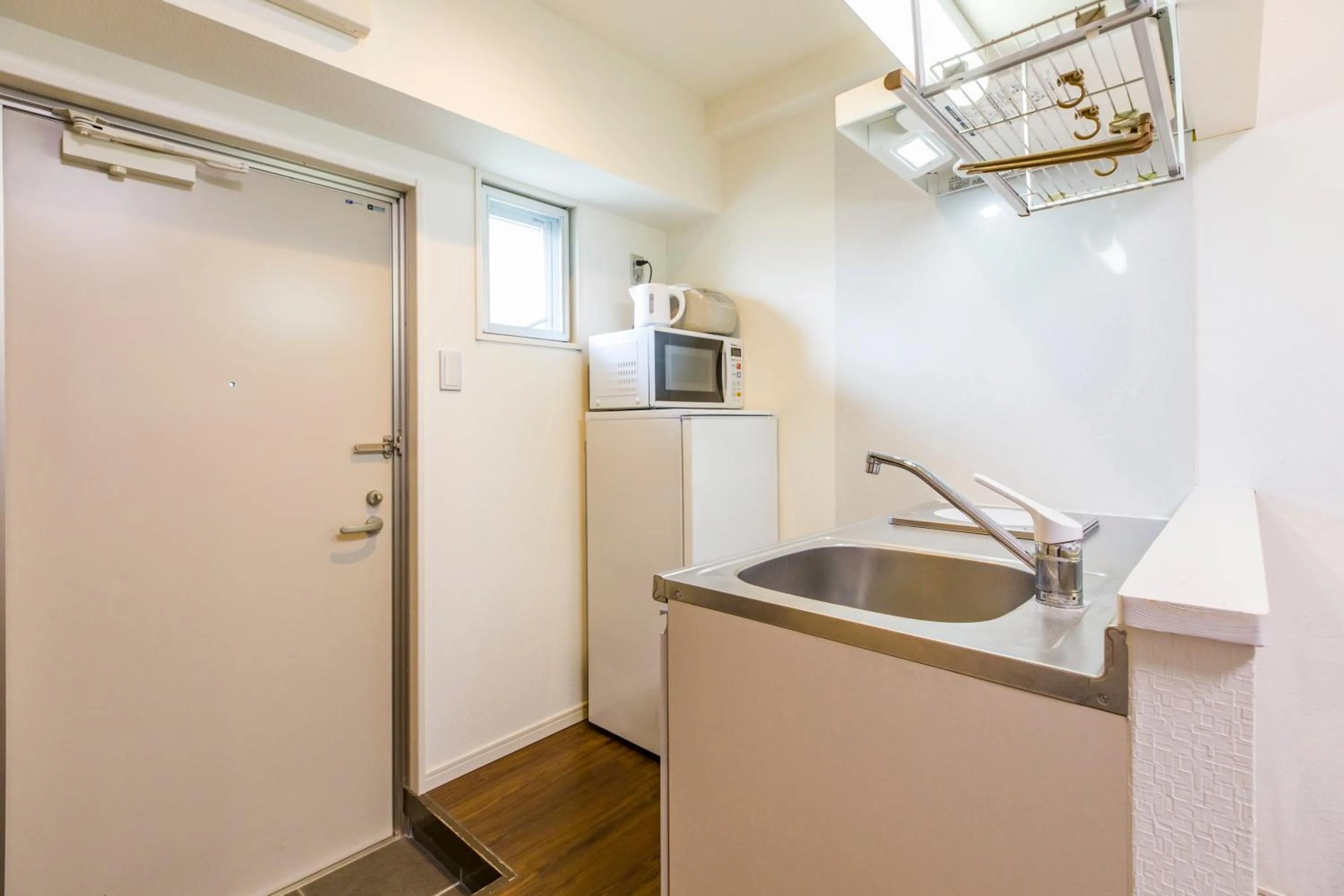 Kitchen or kitchenette, Kitchen/Kitchenette in Mr. Kinjo in Makishi