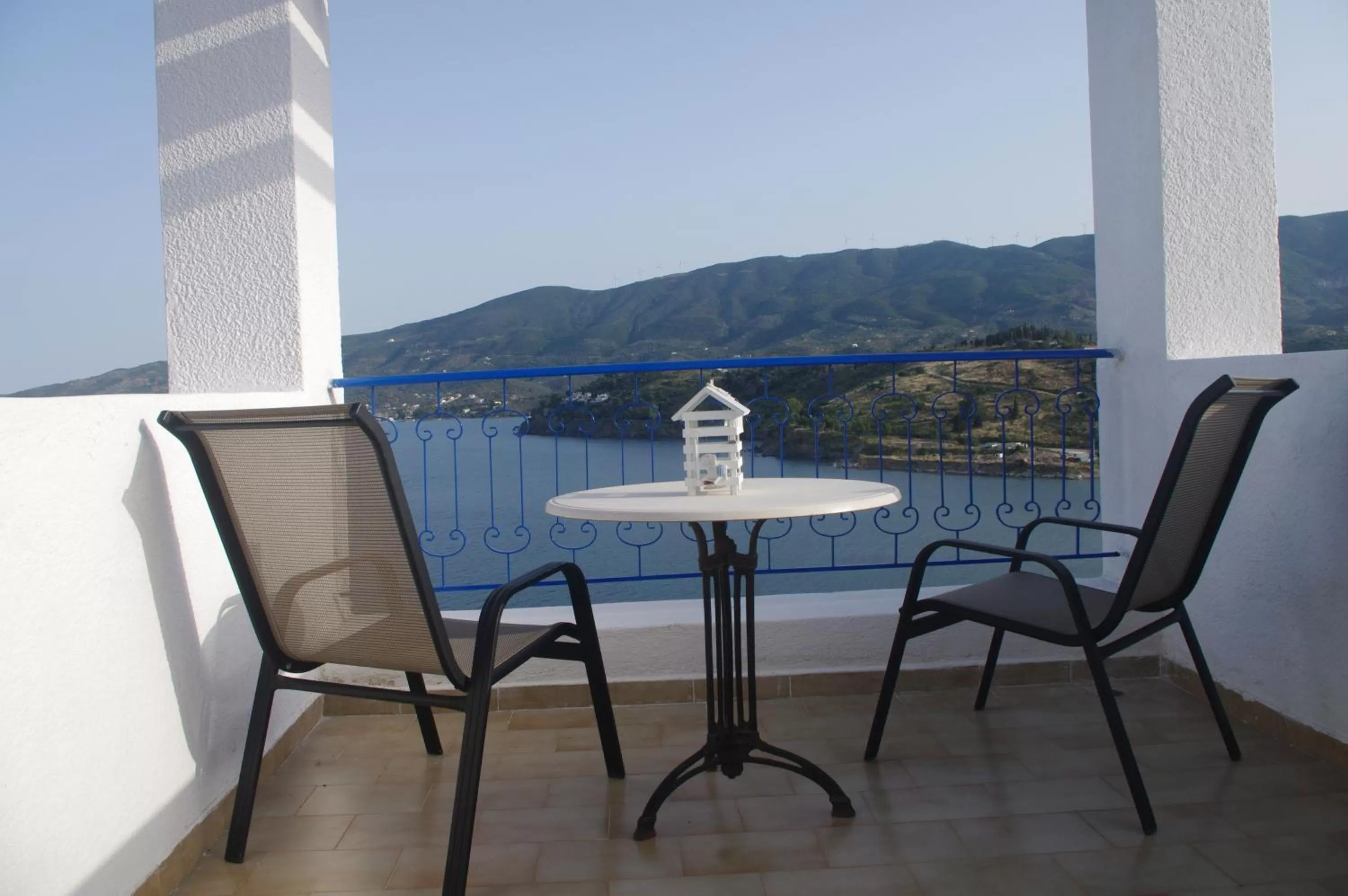 Sea view in Rania Studios