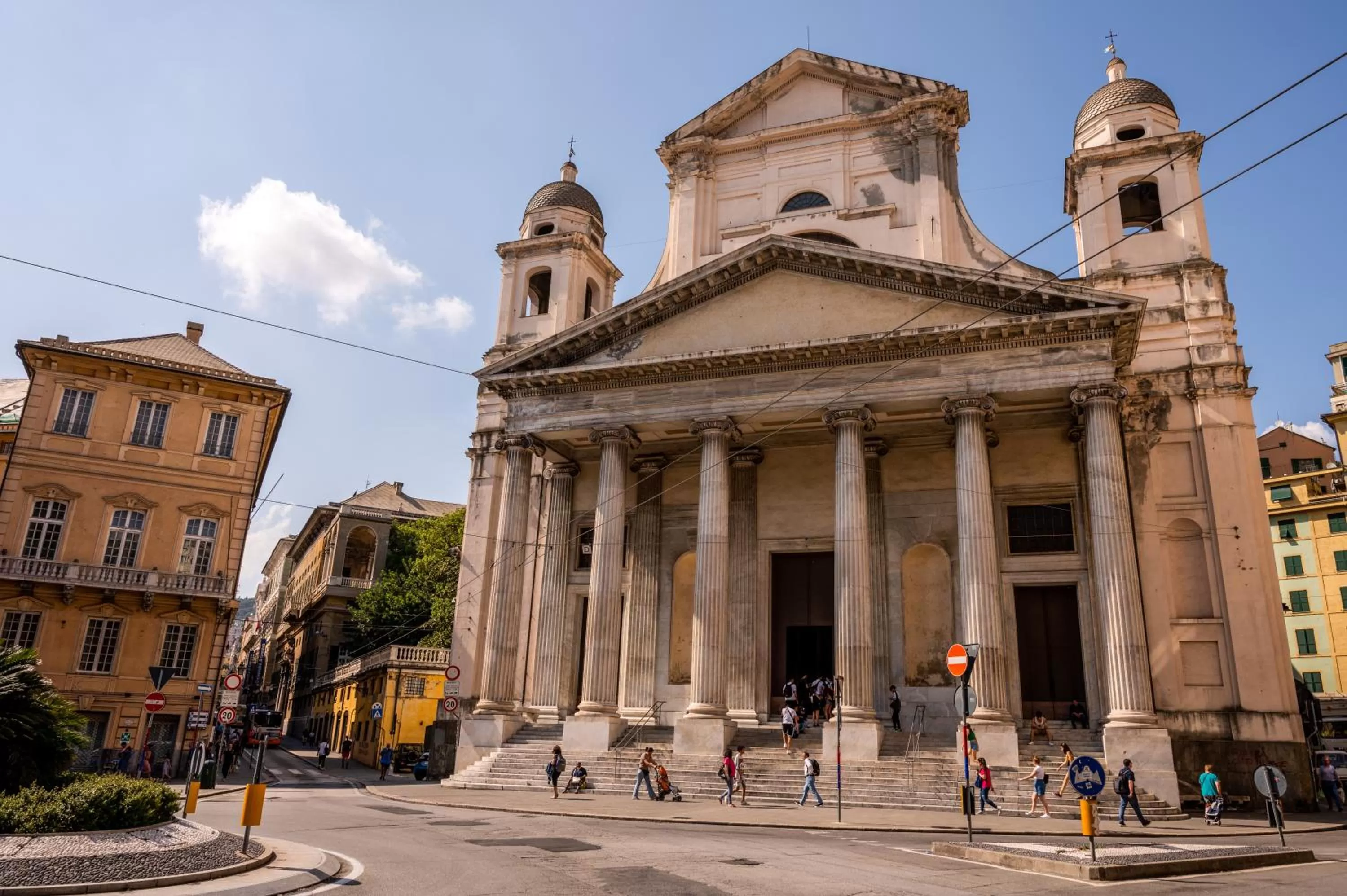 Nearby landmark in Hotel Astoria