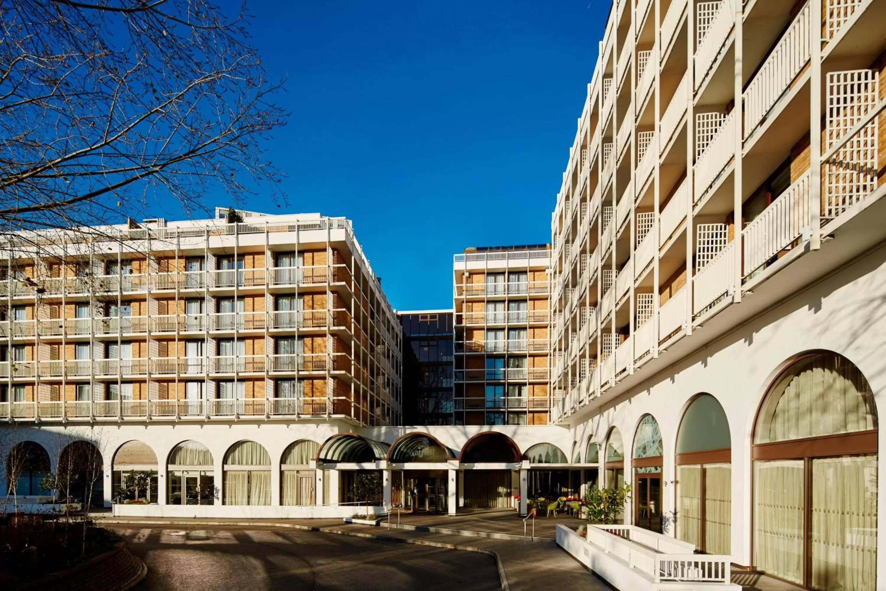 Property building in London Marriott Hotel Regents Park
