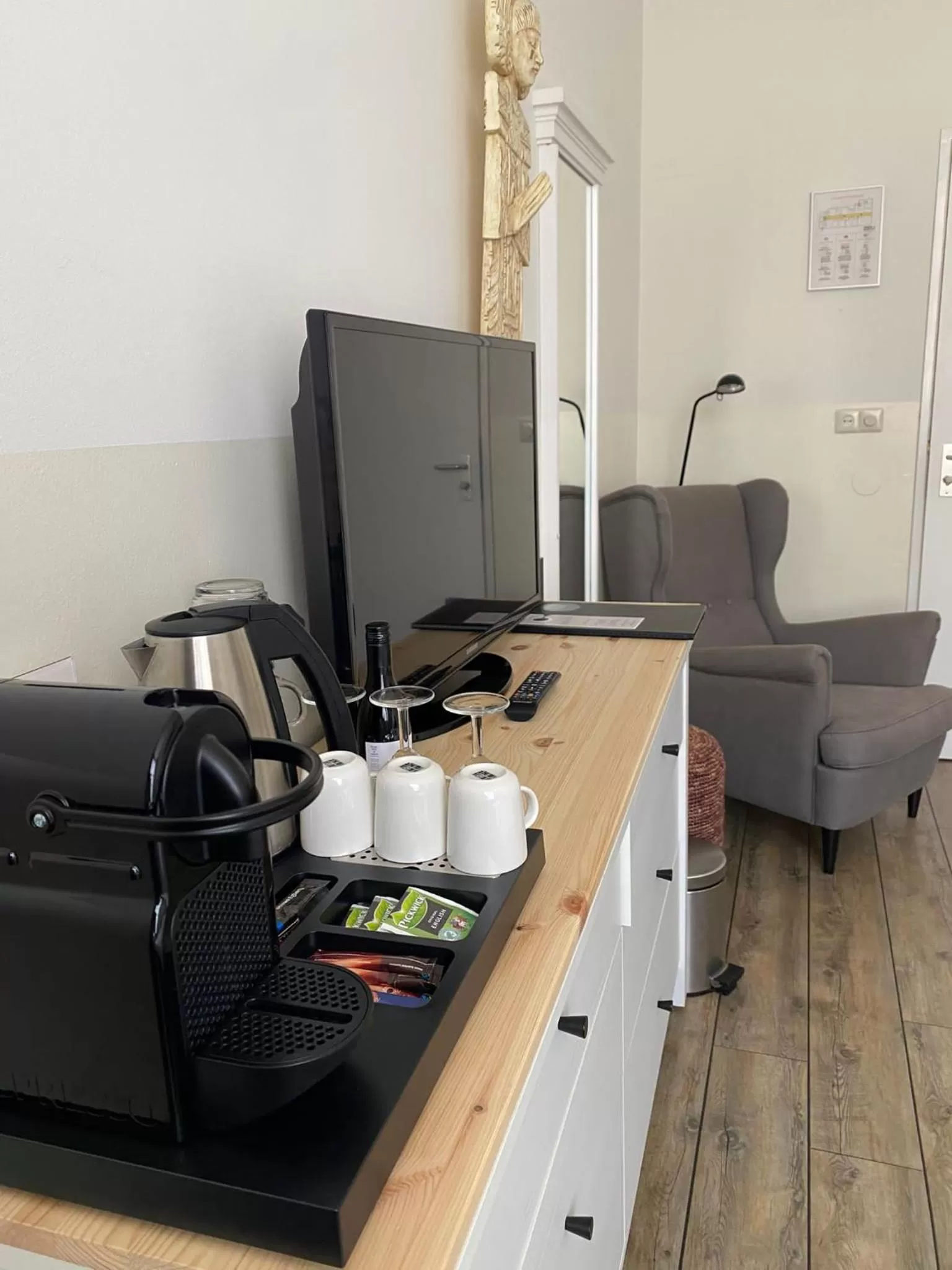 Kitchen/Kitchenette in Hotel Buren