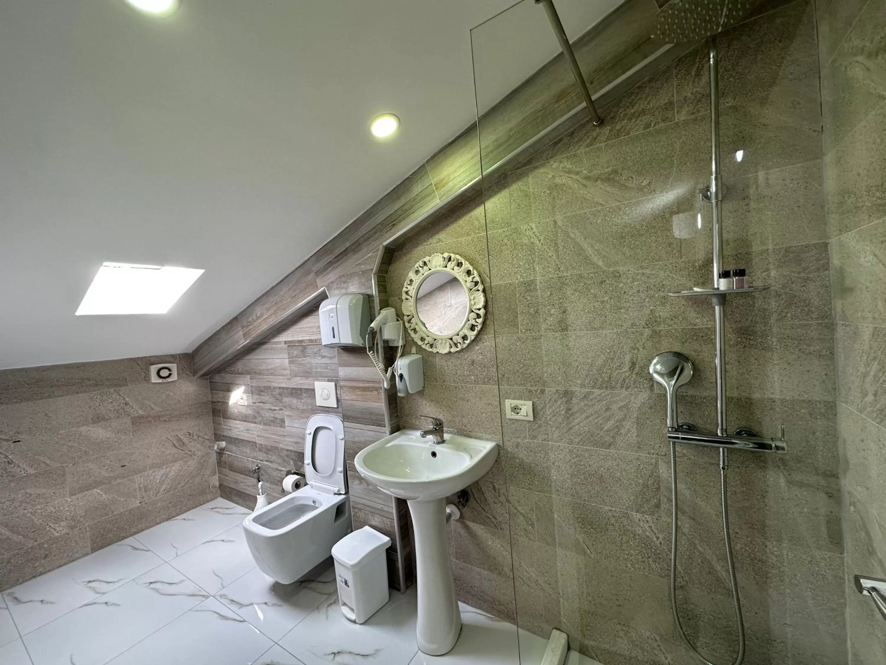 Bathroom in Hotel Colis