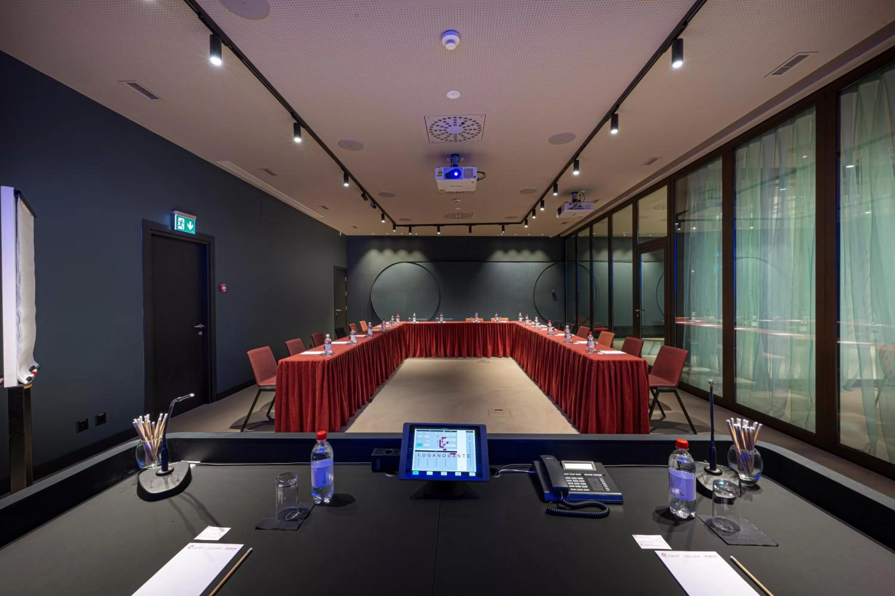 Meeting/conference room in LUGANODANTE Boutique & Lifestyle Hotel