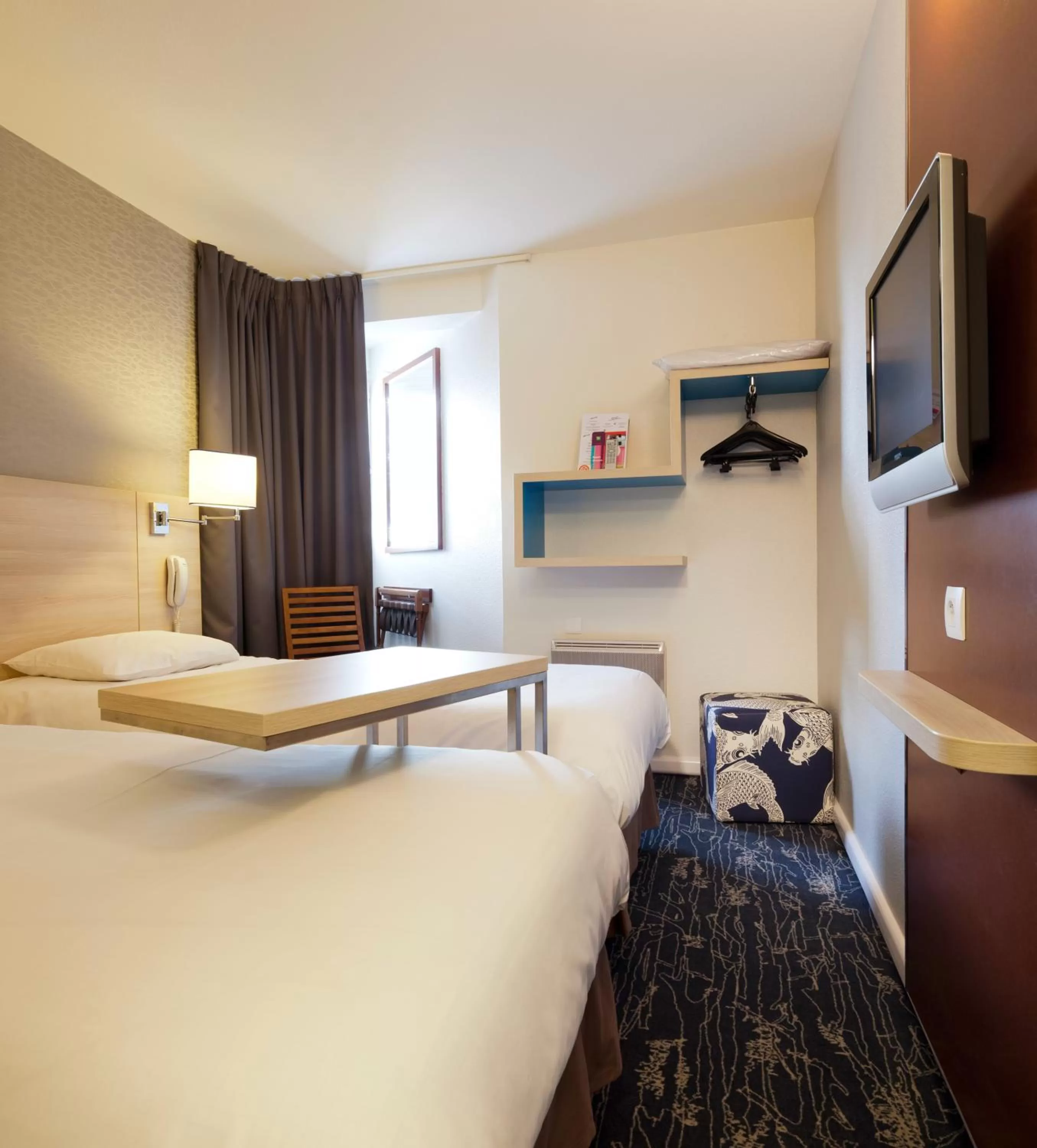 Photo of the whole room, Bed in ibis Styles Ouistreham