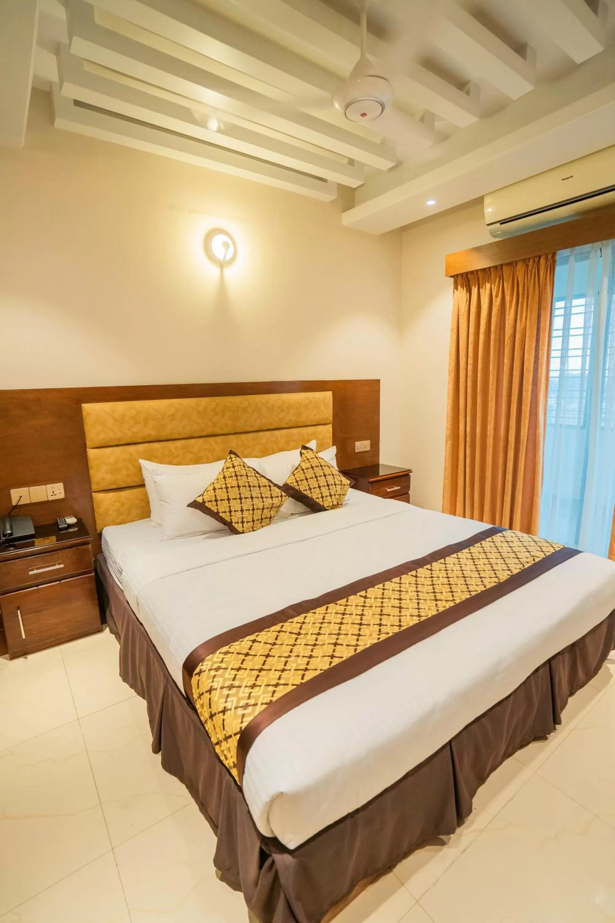 Bed in Central Inn Dhaka City Centre