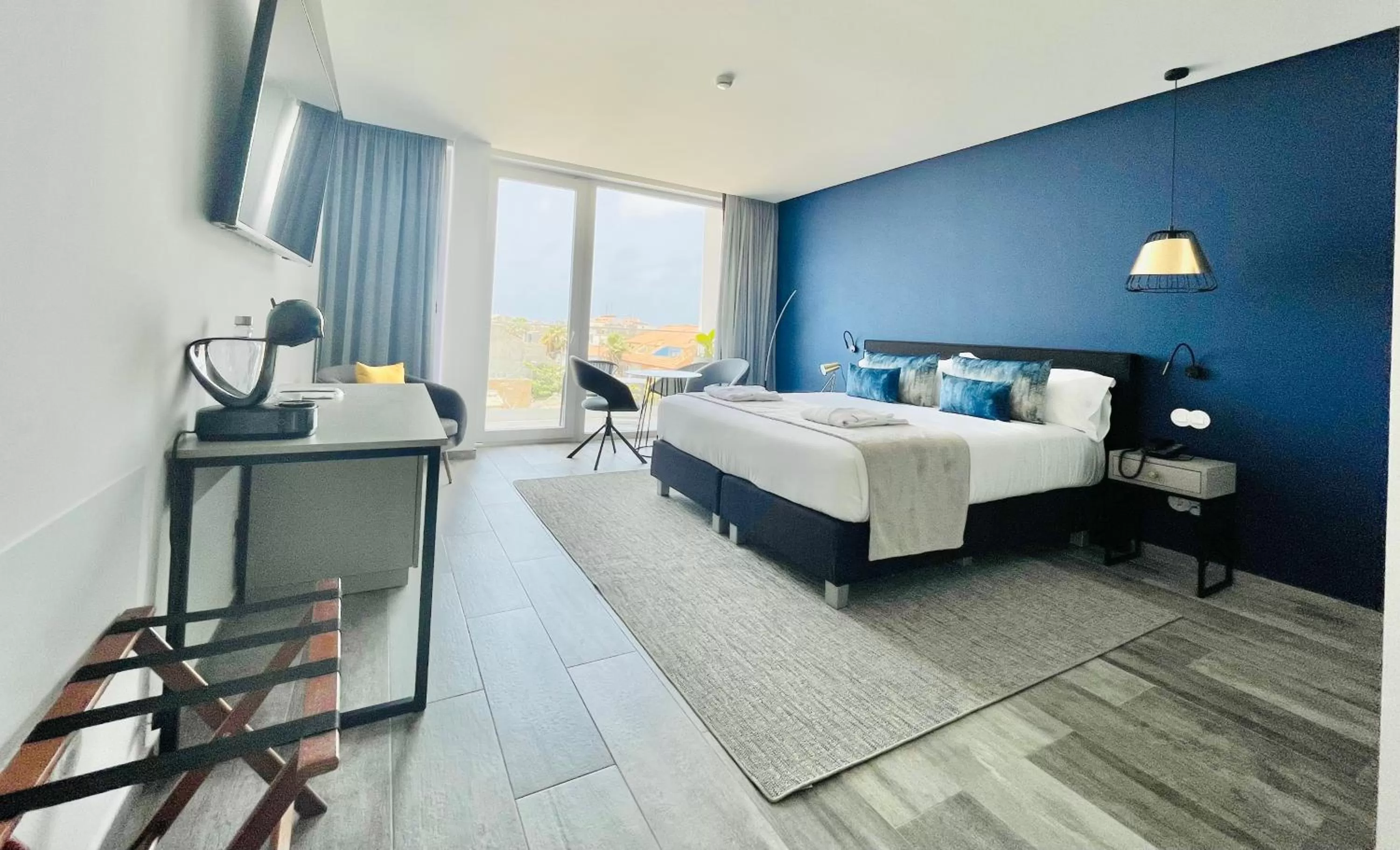 Photo of the whole room, Bed in DESIGN SUITES Boutique Hotel - Adults Only