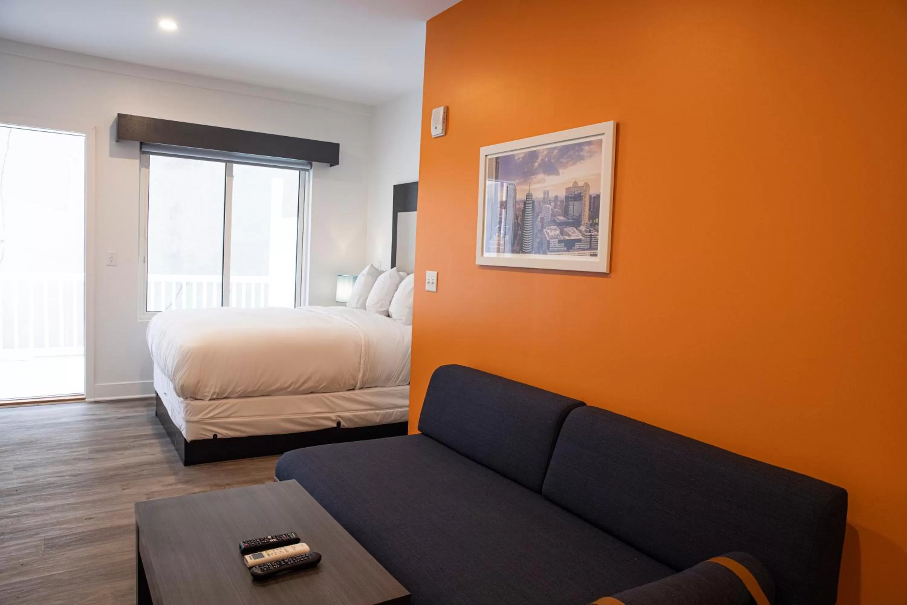 Bed in Peachtree Suites - Jersey City