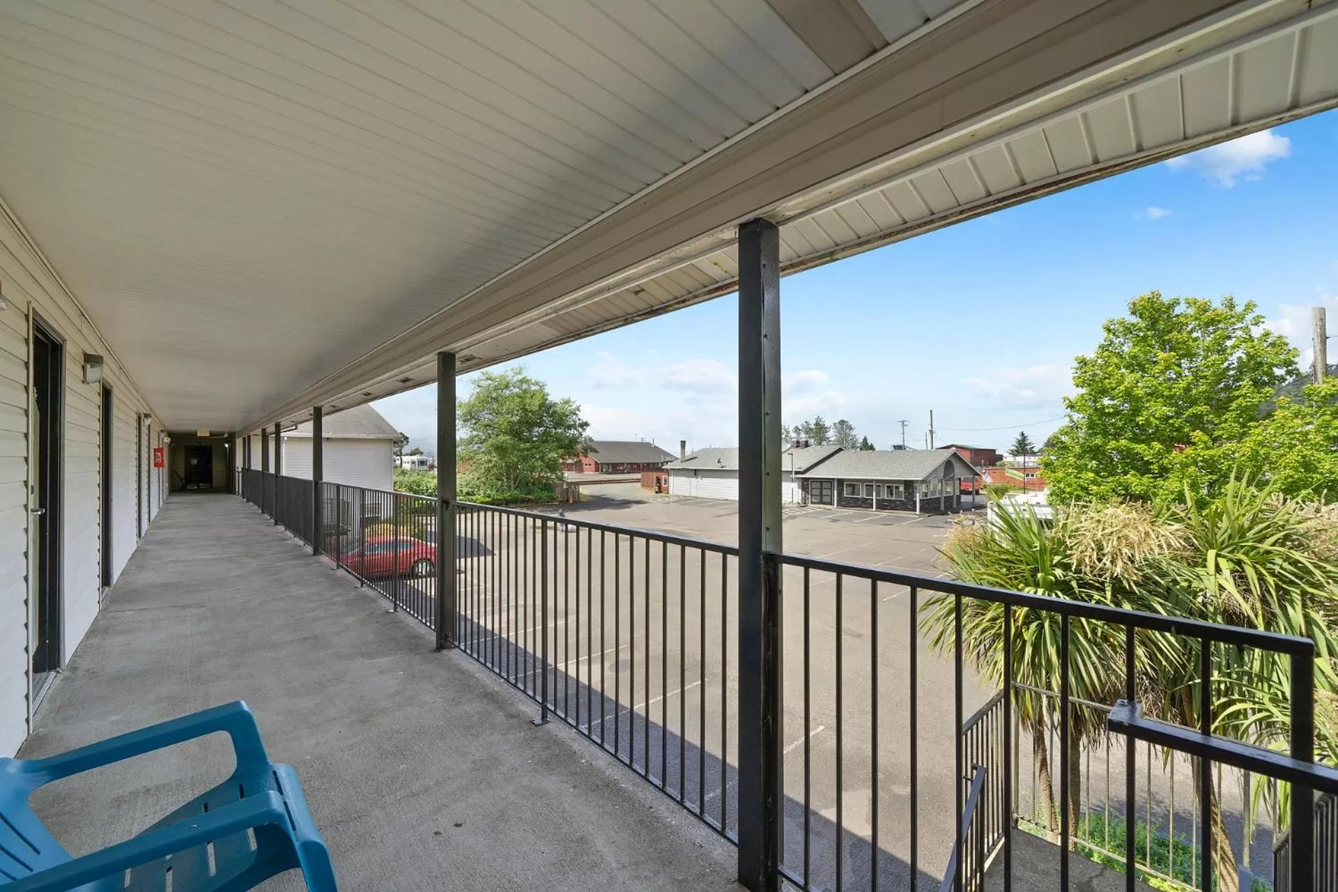 Balcony/Terrace in Garibaldi Inn at the Bay