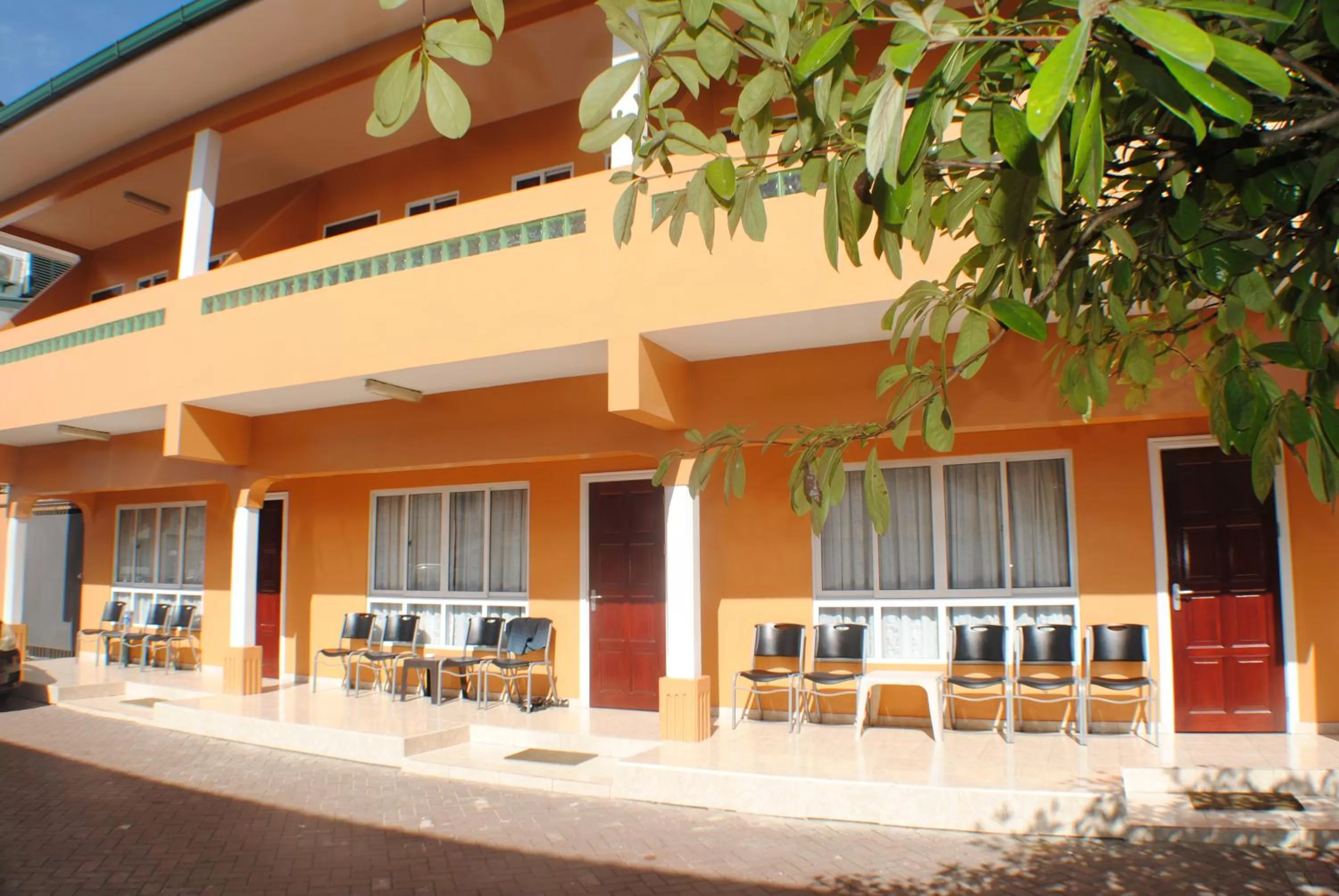 Patio, Property Building in Joah Inn Appartementen