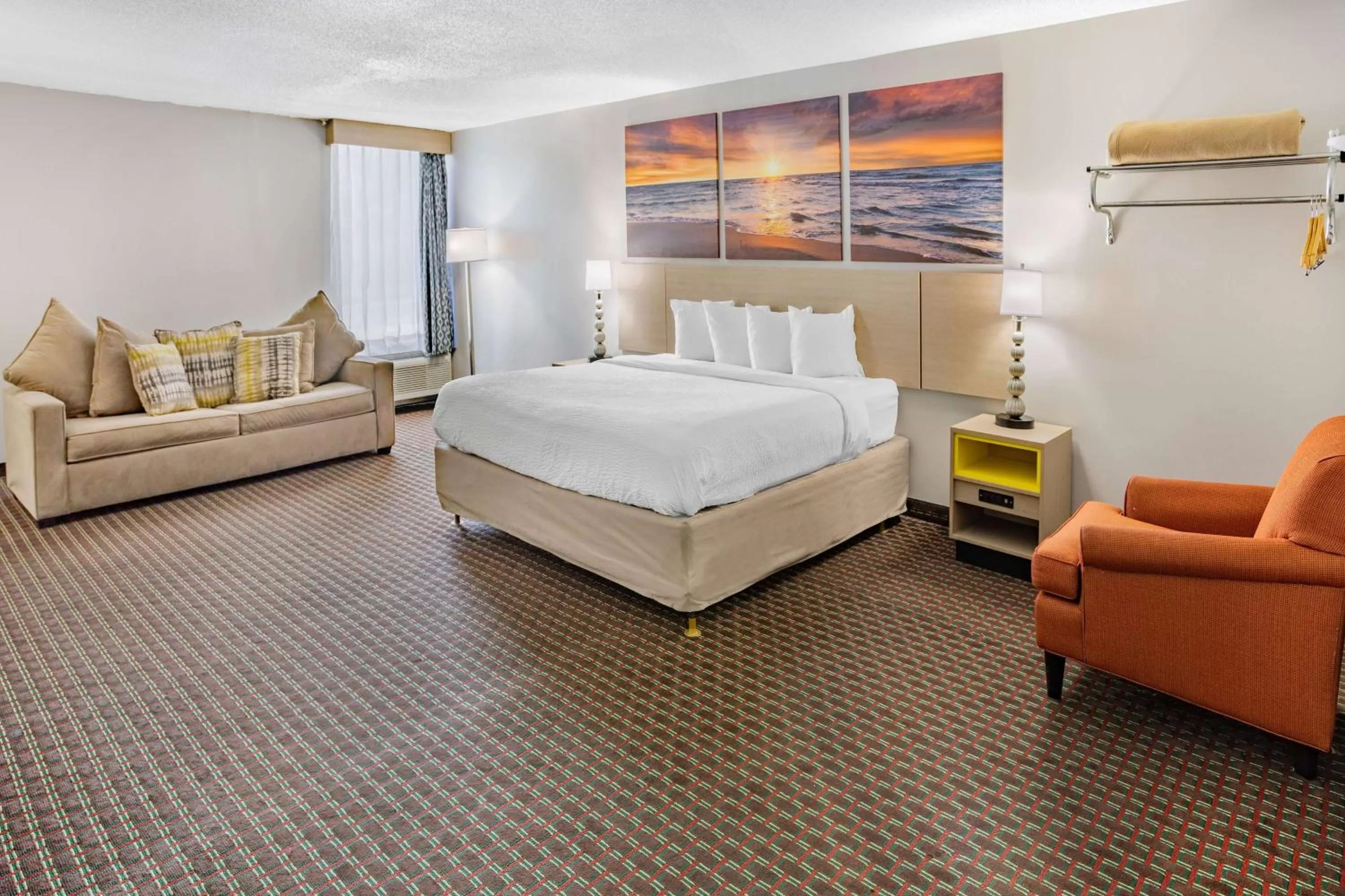 Photo of the whole room, Bed in Days Inn by Wyndham Hartsfield Jackson Atlanta Airport West