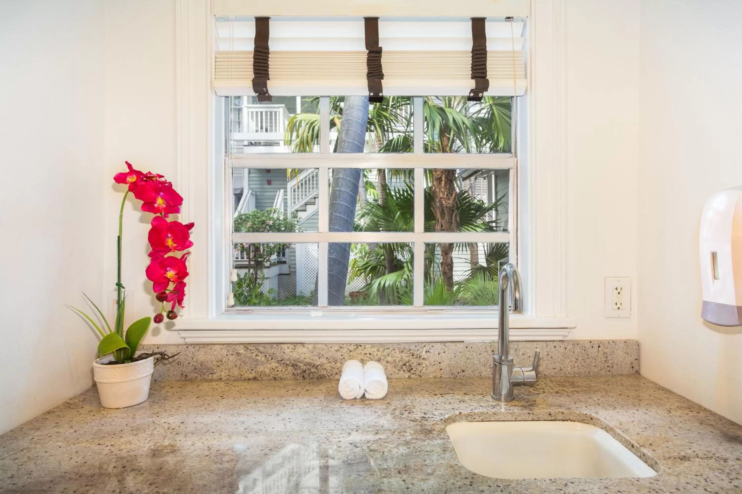 Inner courtyard view in Nyah - Adult Exclusive