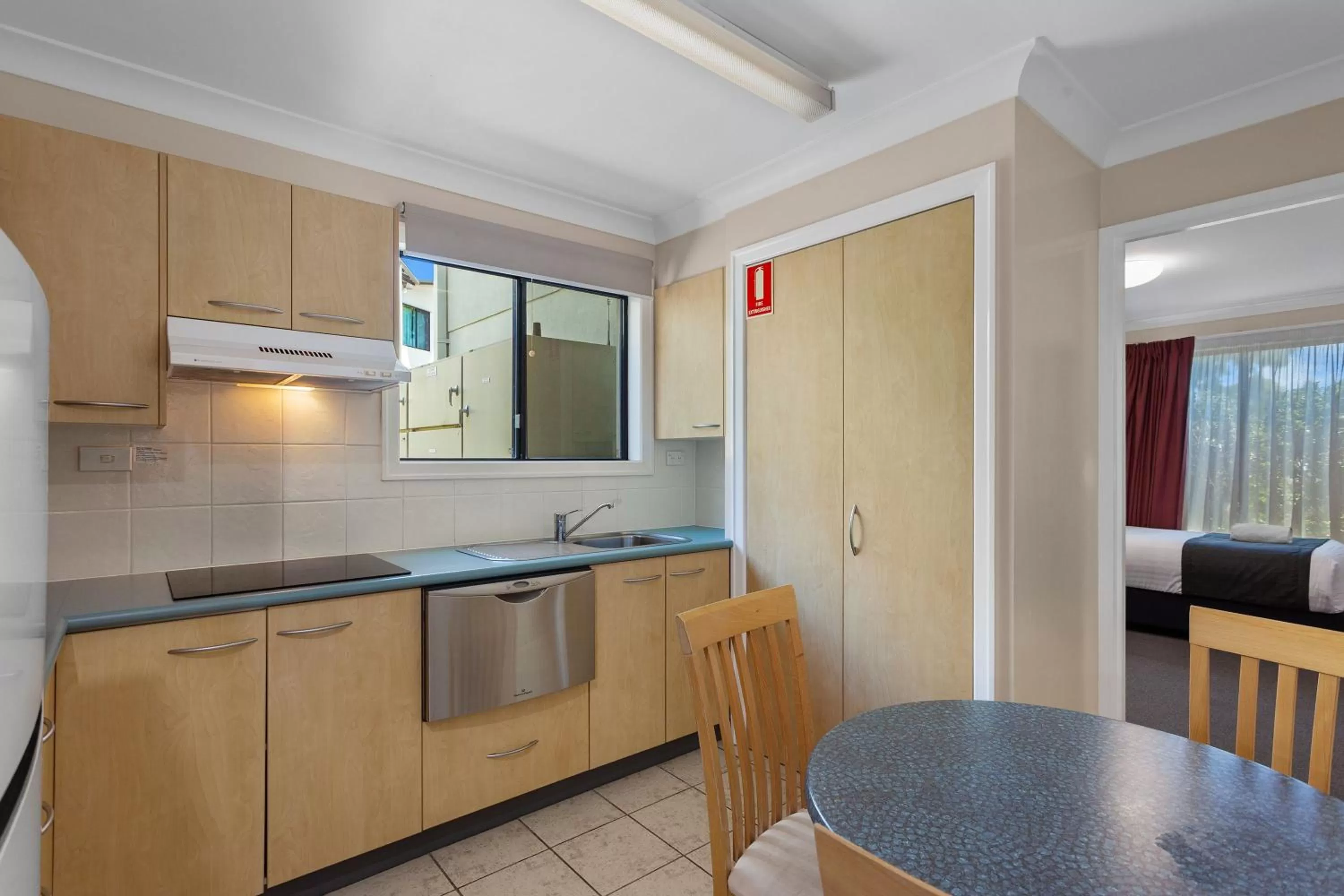 Kitchen or kitchenette in Eastgate on the Range Motel