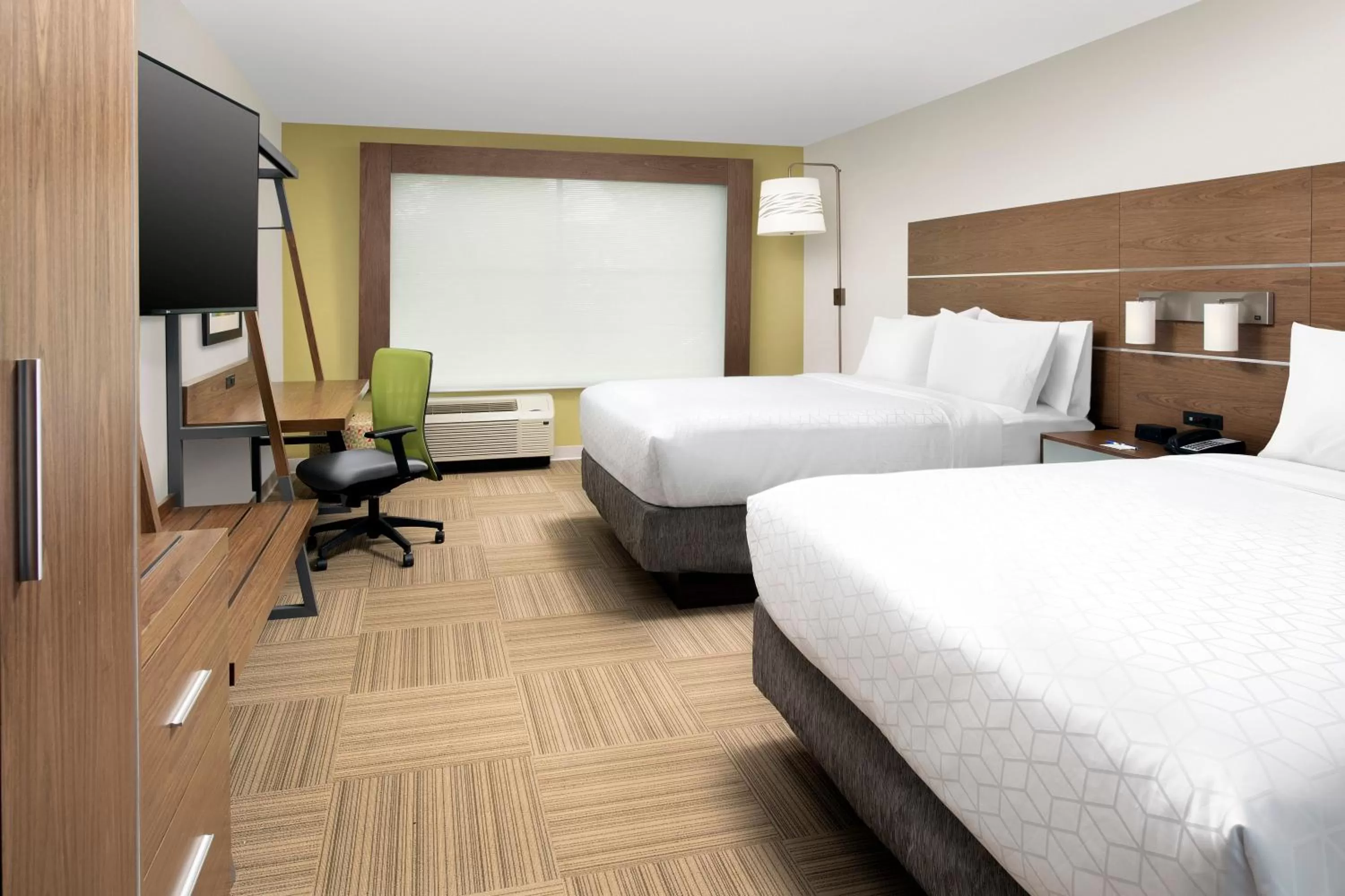 Photo of the whole room, Bed in Holiday Inn Express & Suites Kingsland I-95-Naval Base Area by IHG