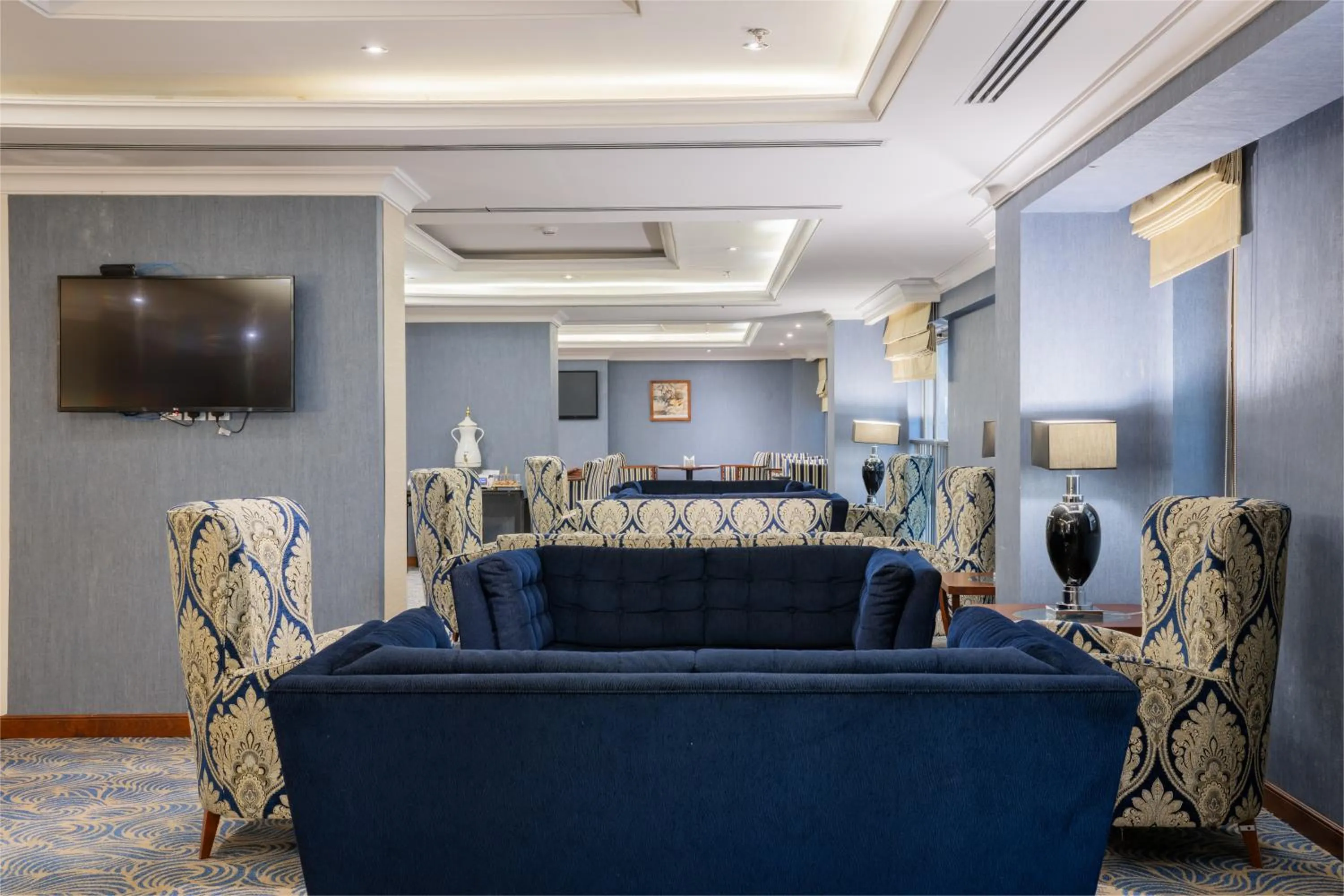 Restaurant/places to eat in Millennium Al Aqeeq Hotel