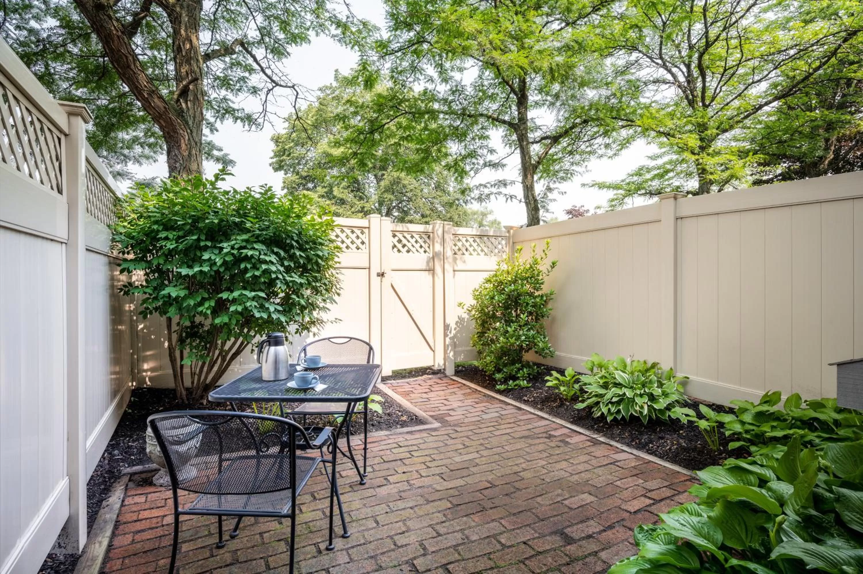 Photo of the whole room in Crowne Plaza Albany - The Desmond Hotel