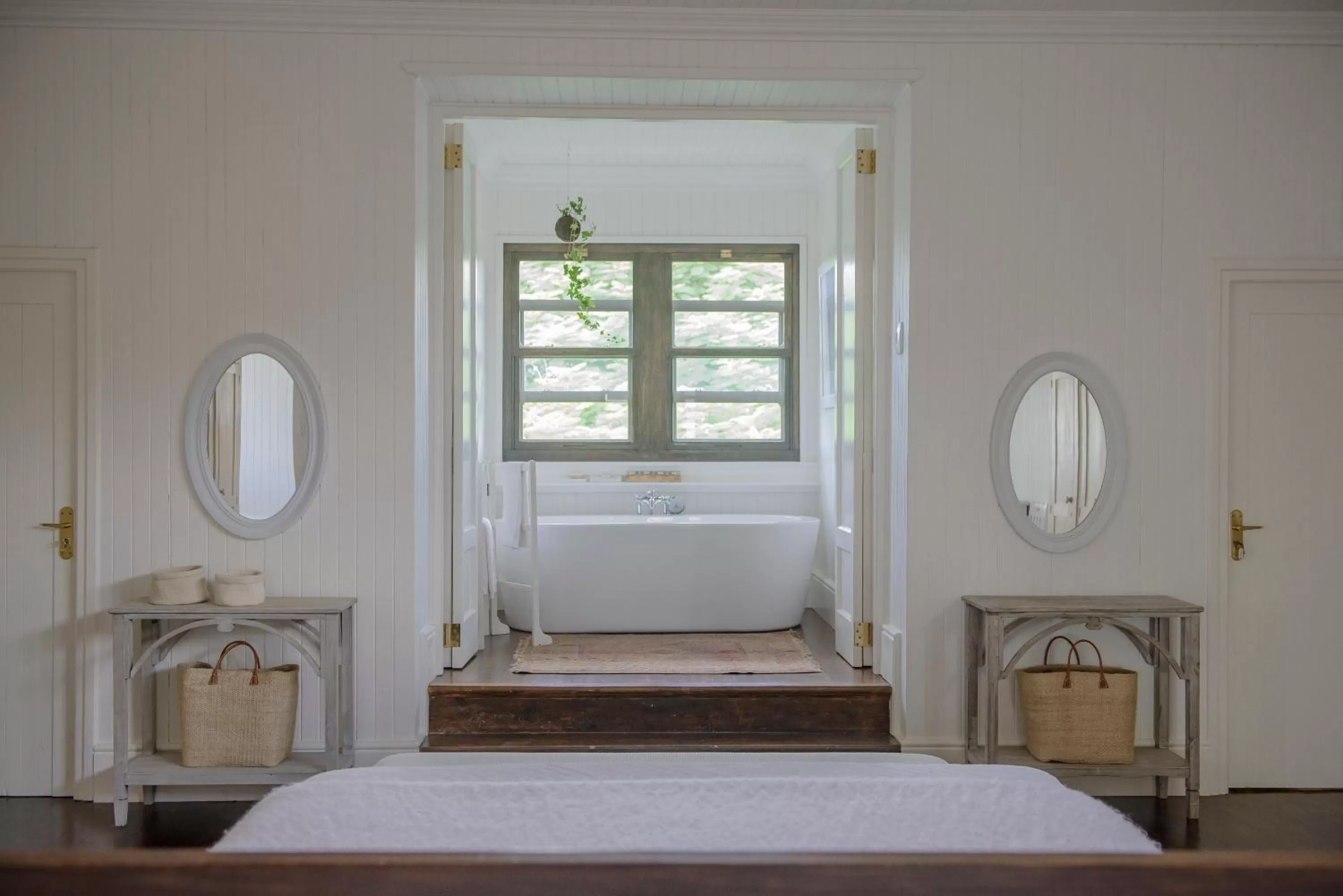 Bed in Torburnlea Homestead Luxury Accommodation